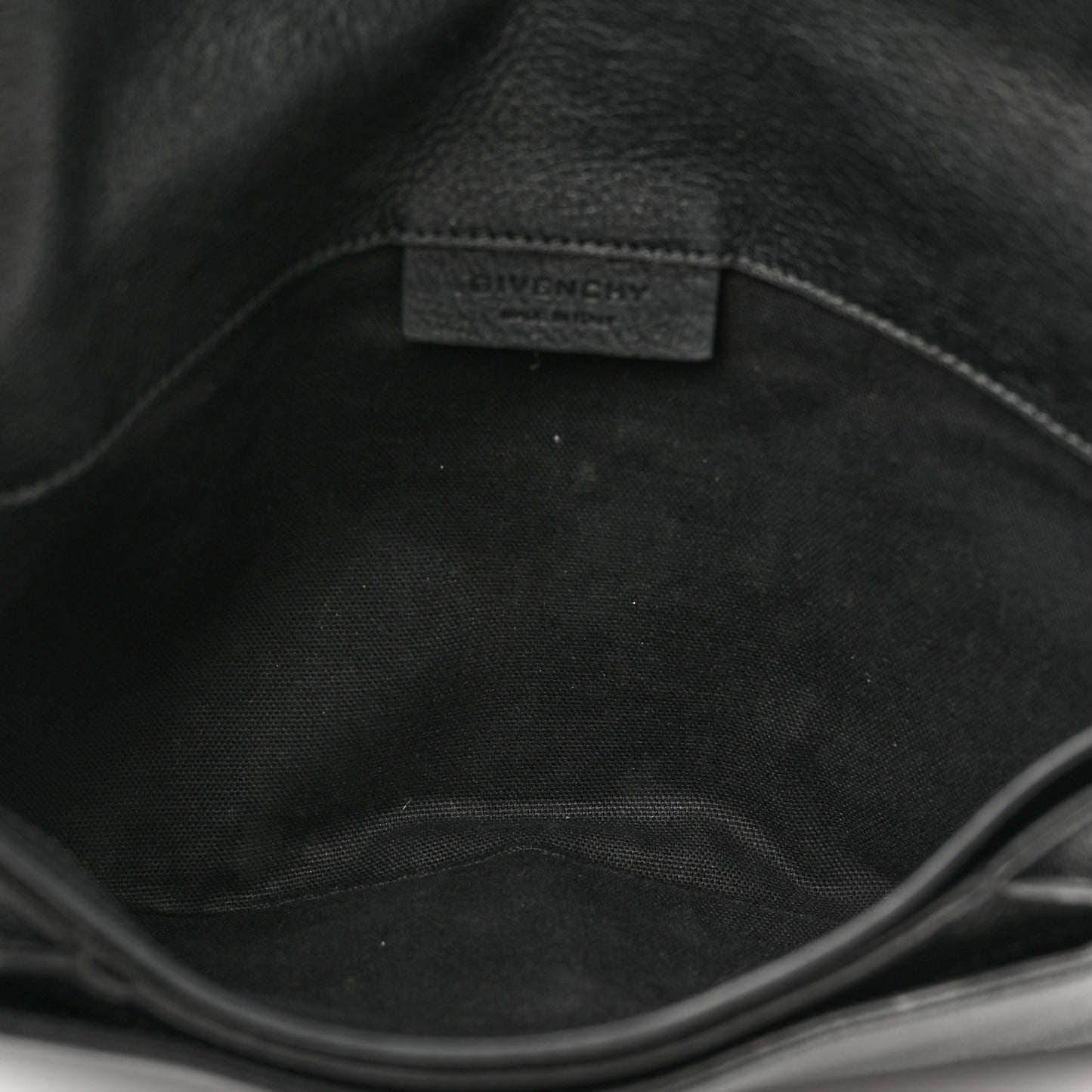 Sugar Goatskin Medium Antigona Envelope Clutch Black