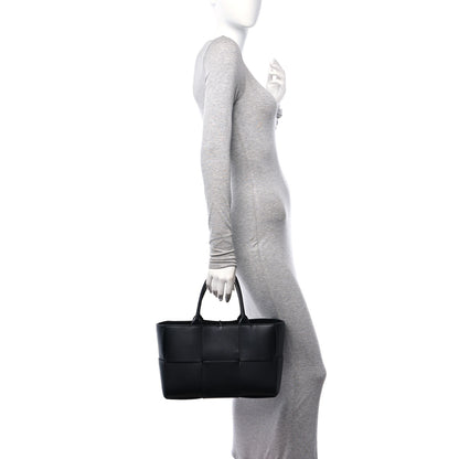 Bottega Veneta Grained Calfskin Intrecciato Small Arco Tote Black 2 of 11