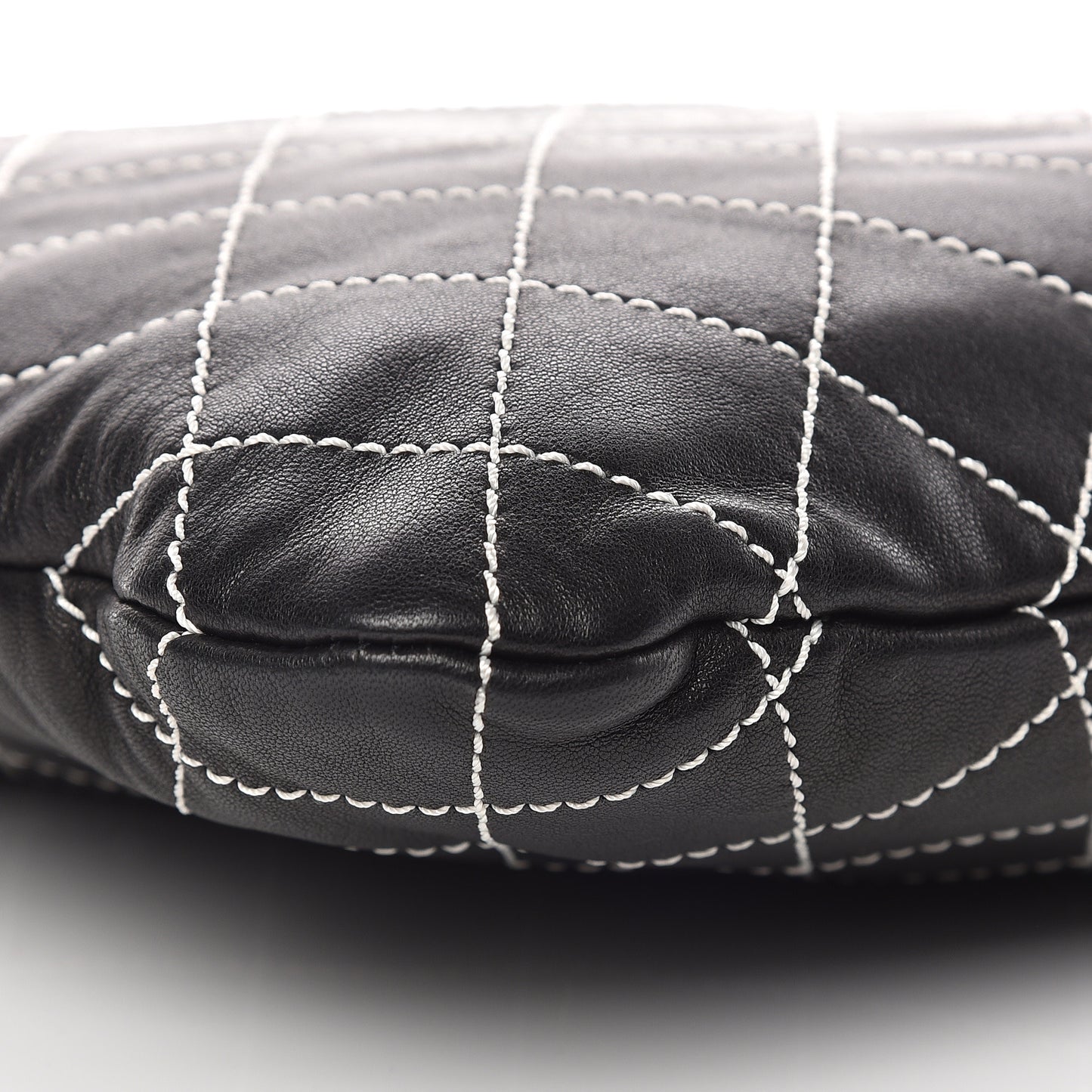 Lambskin Contrast Stitch Shoulder Bag Black
