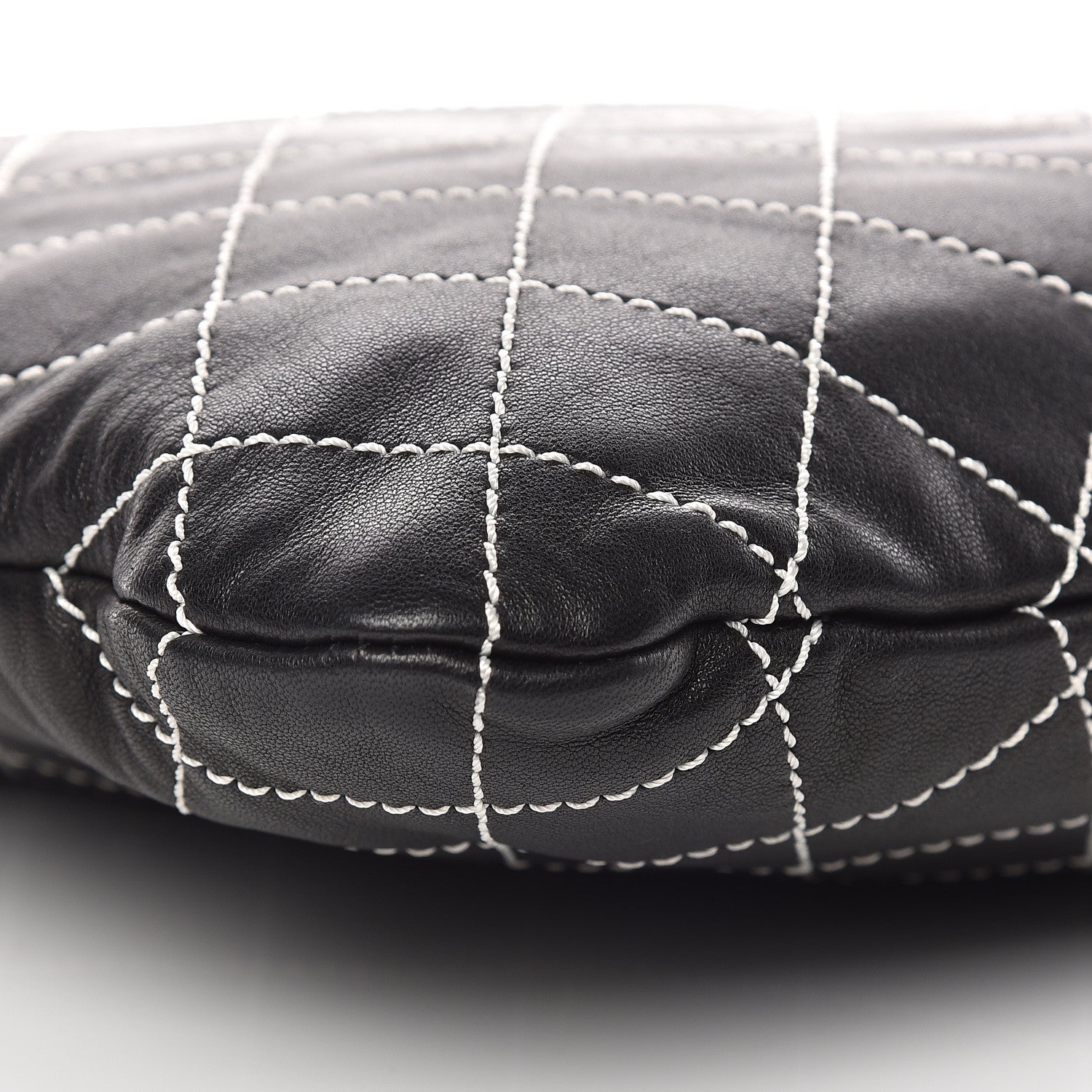 Chanel Lambskin Contrast Stitch Shoulder Bag Black 5 of 11