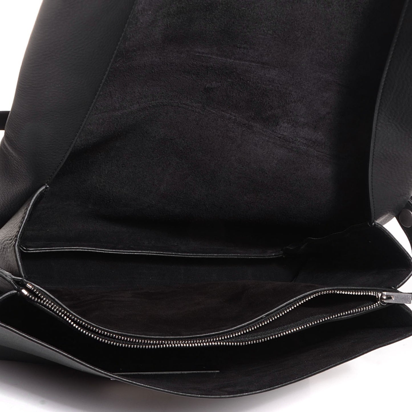 Calfskin Blade Flap Black