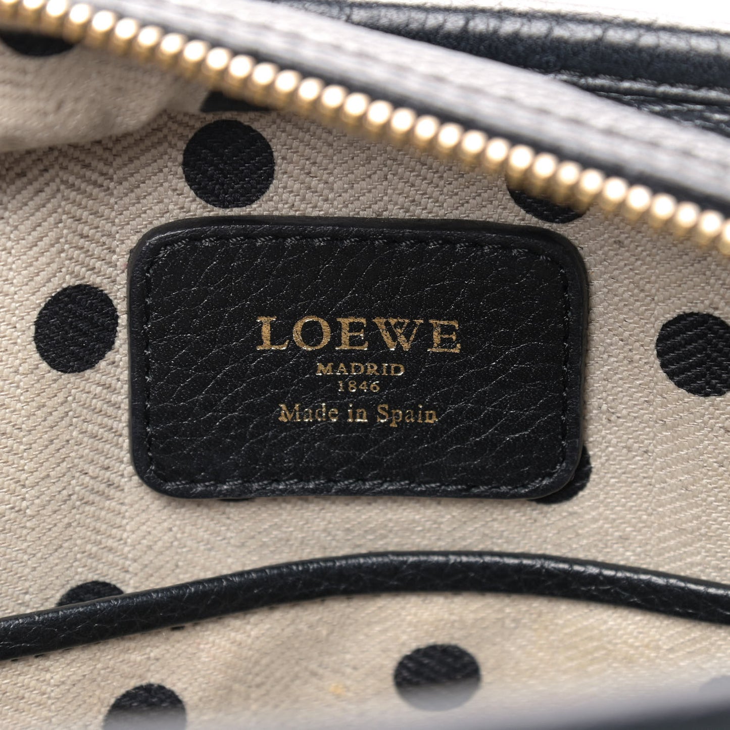 Grained Calfskin Cruz Tote Black