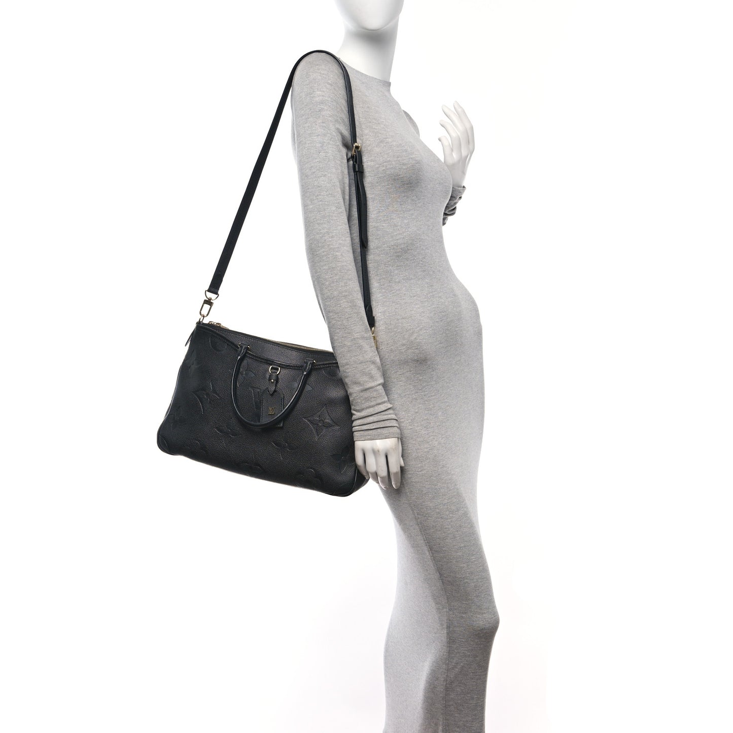 Empreinte Monogram Giant Trianon MM Black