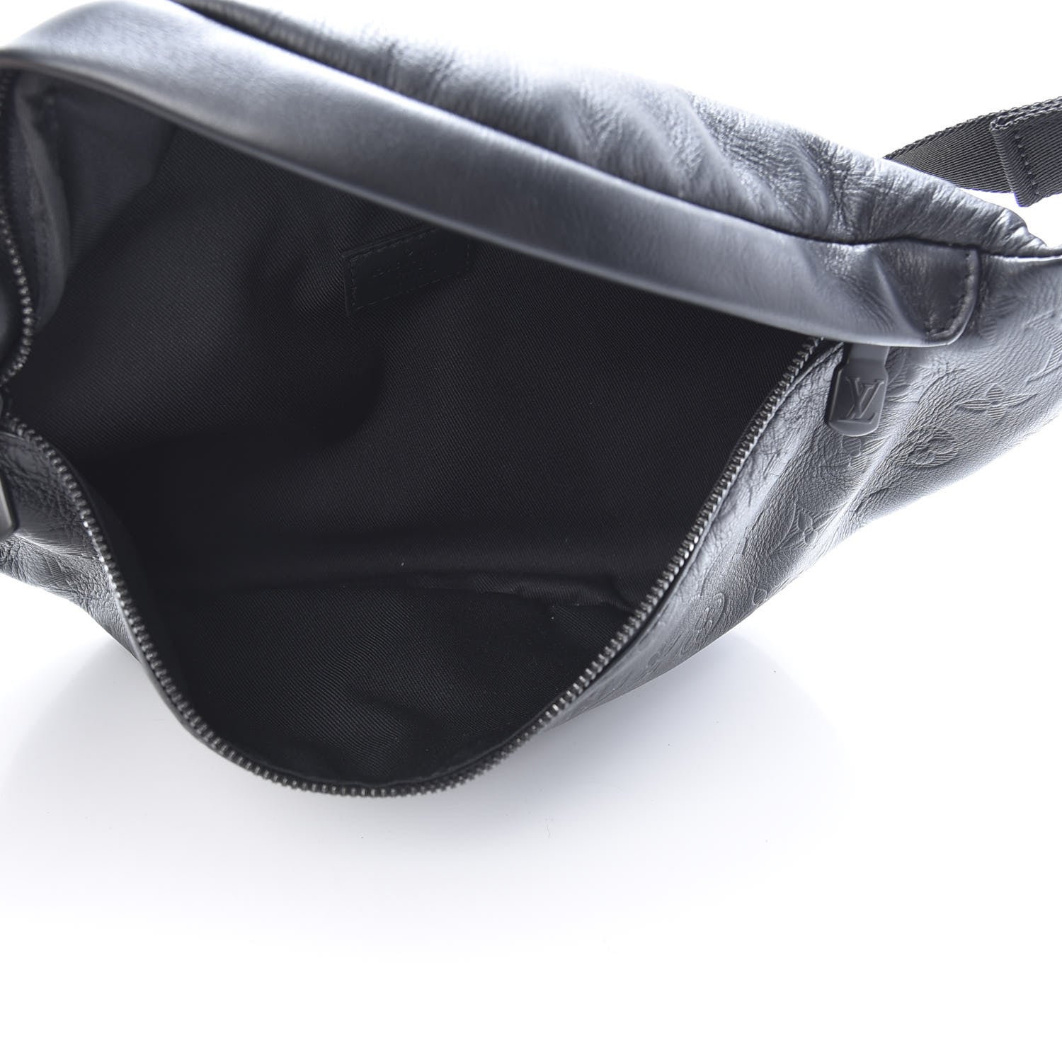 Louis Vuitton Calfskin Monogram Shadow Discovery Bumbag Black 5 of 9