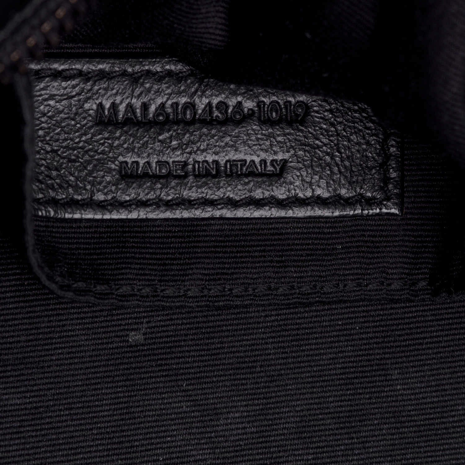 Saint Laurent Calfskin Matelasse Chevron Round Vinyle Camera Bag Black 6 of 10