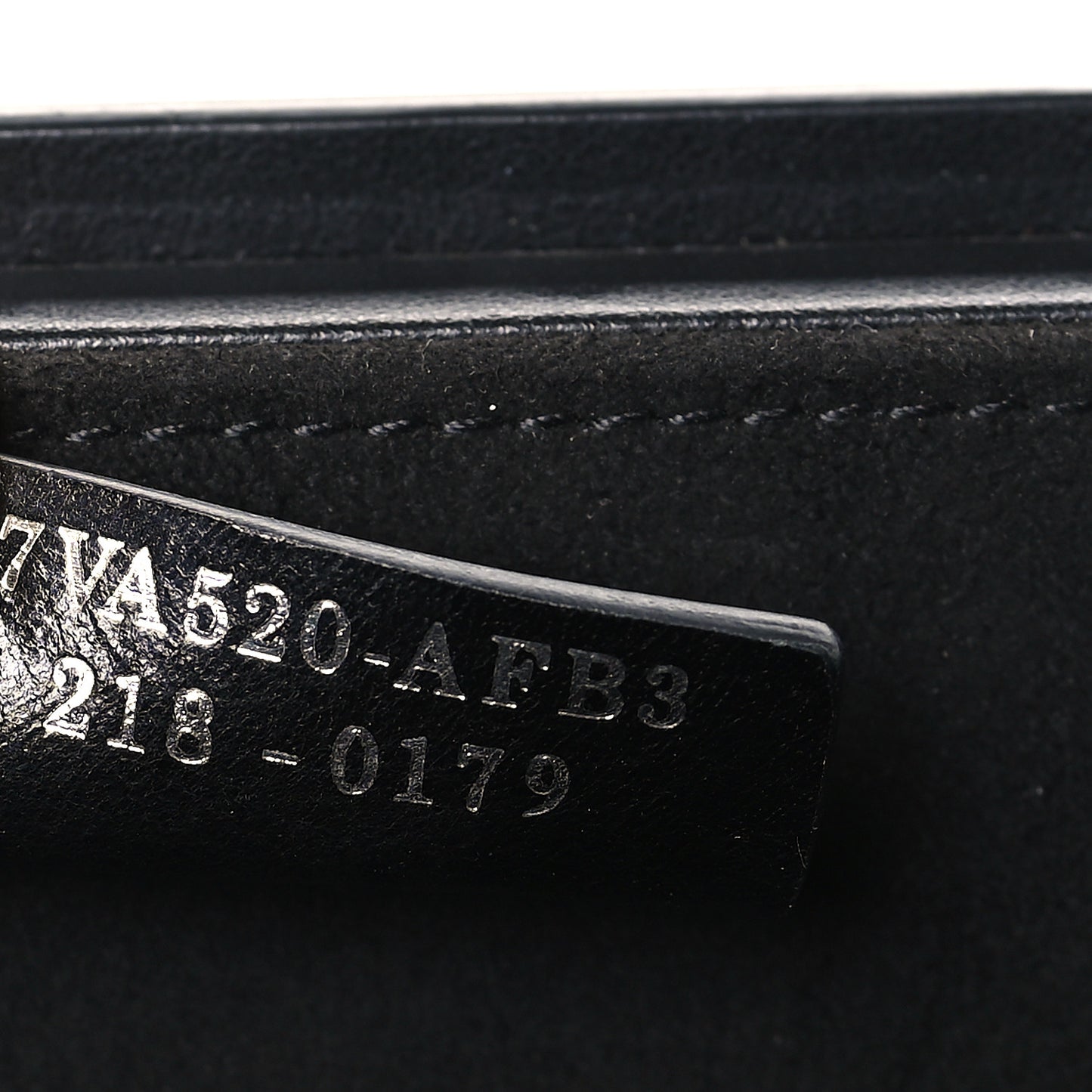 Vitello Grace Light Logo Horizontal Box Crossbody Bag Black