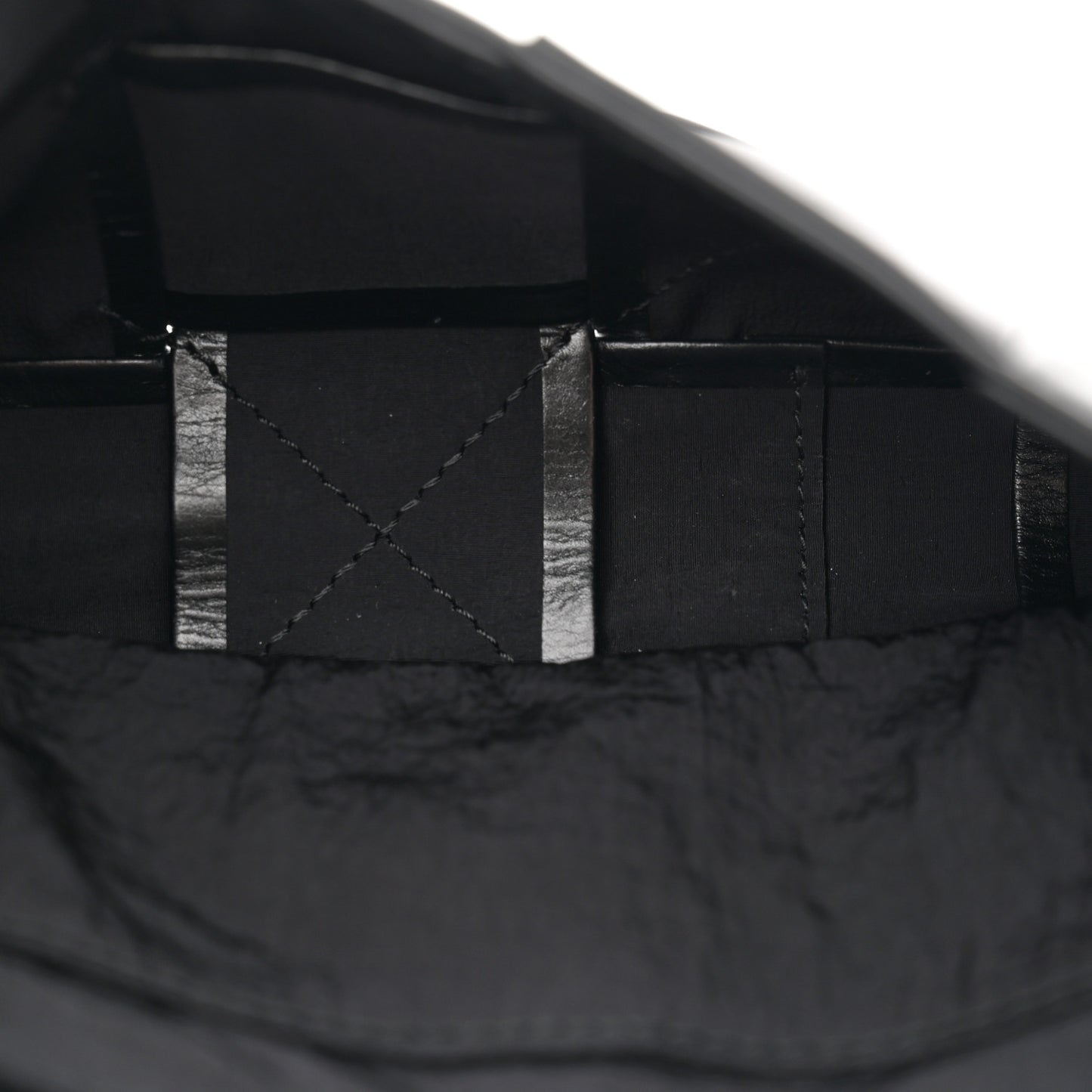 Paper Calfskin Maxi Intreccio The Belt Cassette Bag Black