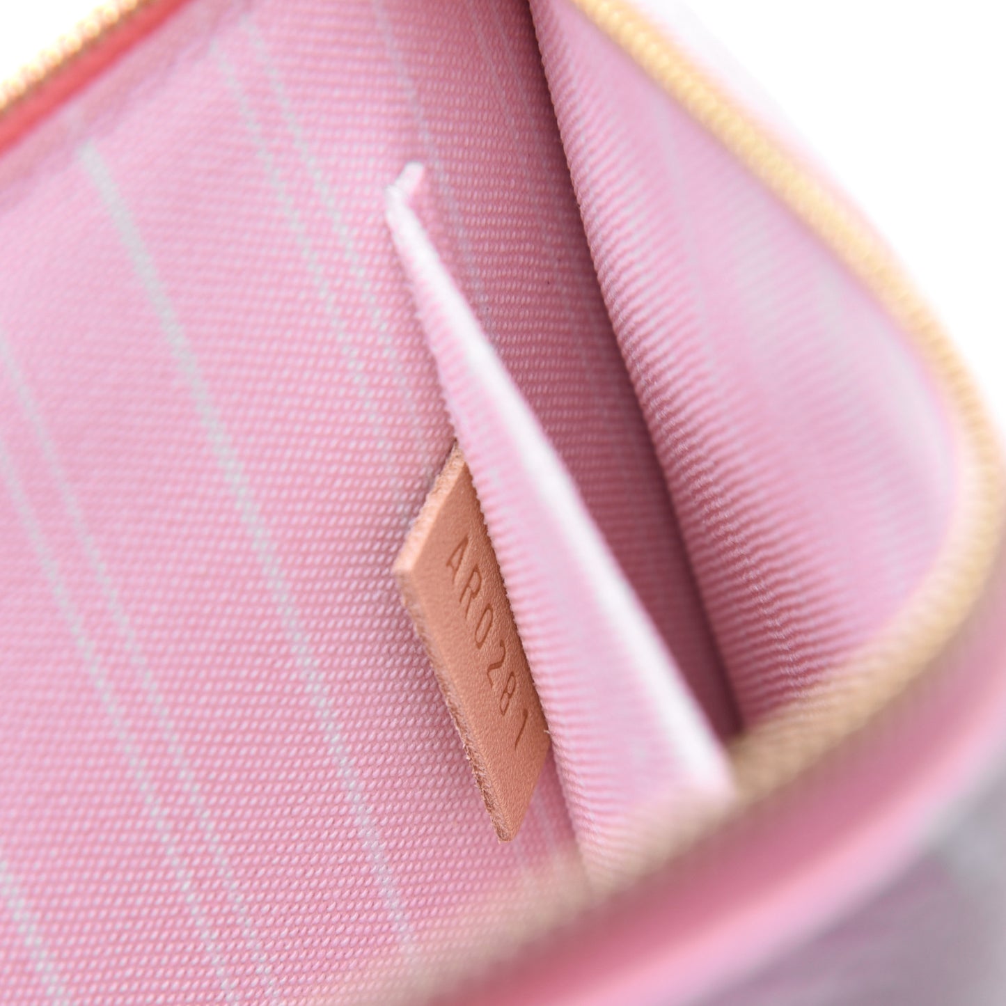 Monogram By The Pool Neverfull MM Pochette Light Pink