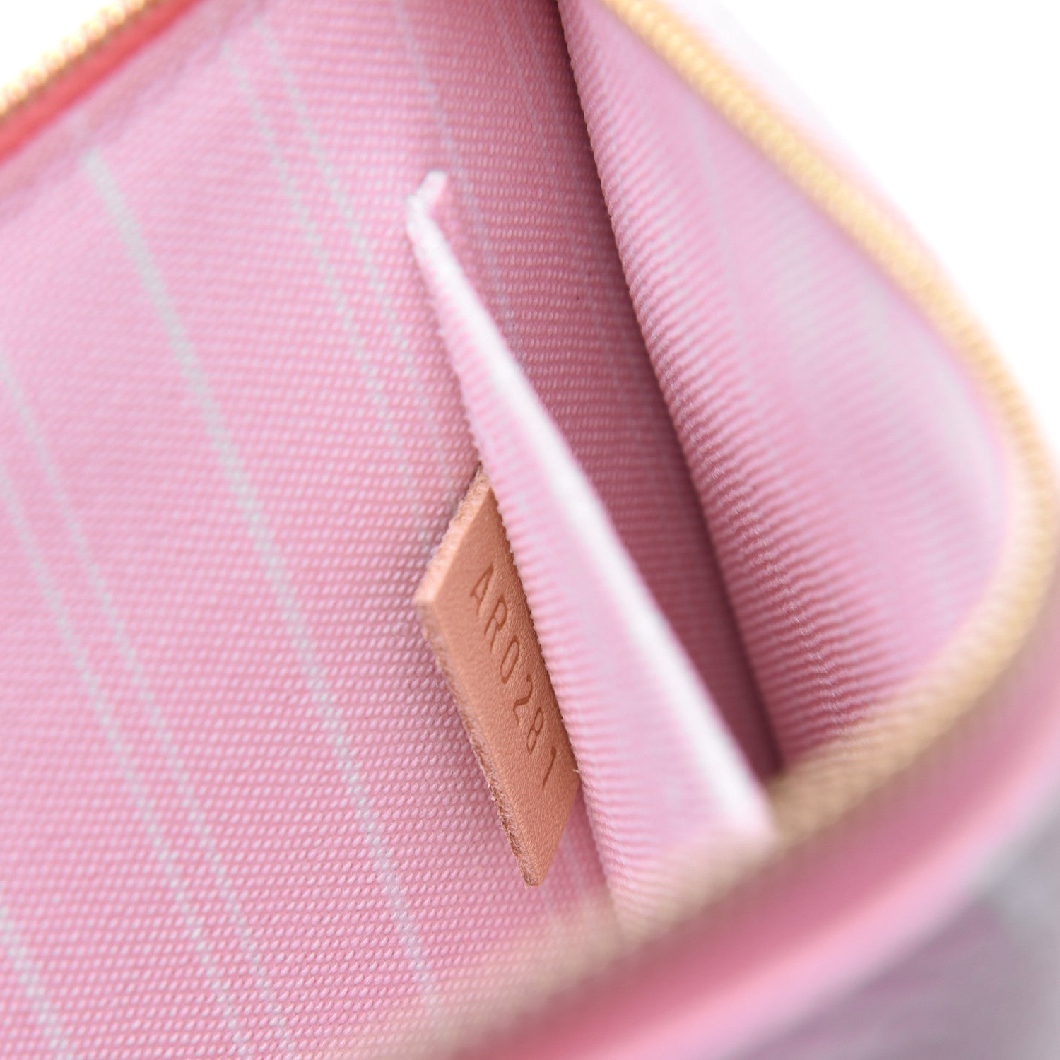 Louis Vuitton Monogram By The Pool Neverfull MM Pochette Light Pink 9 of 11