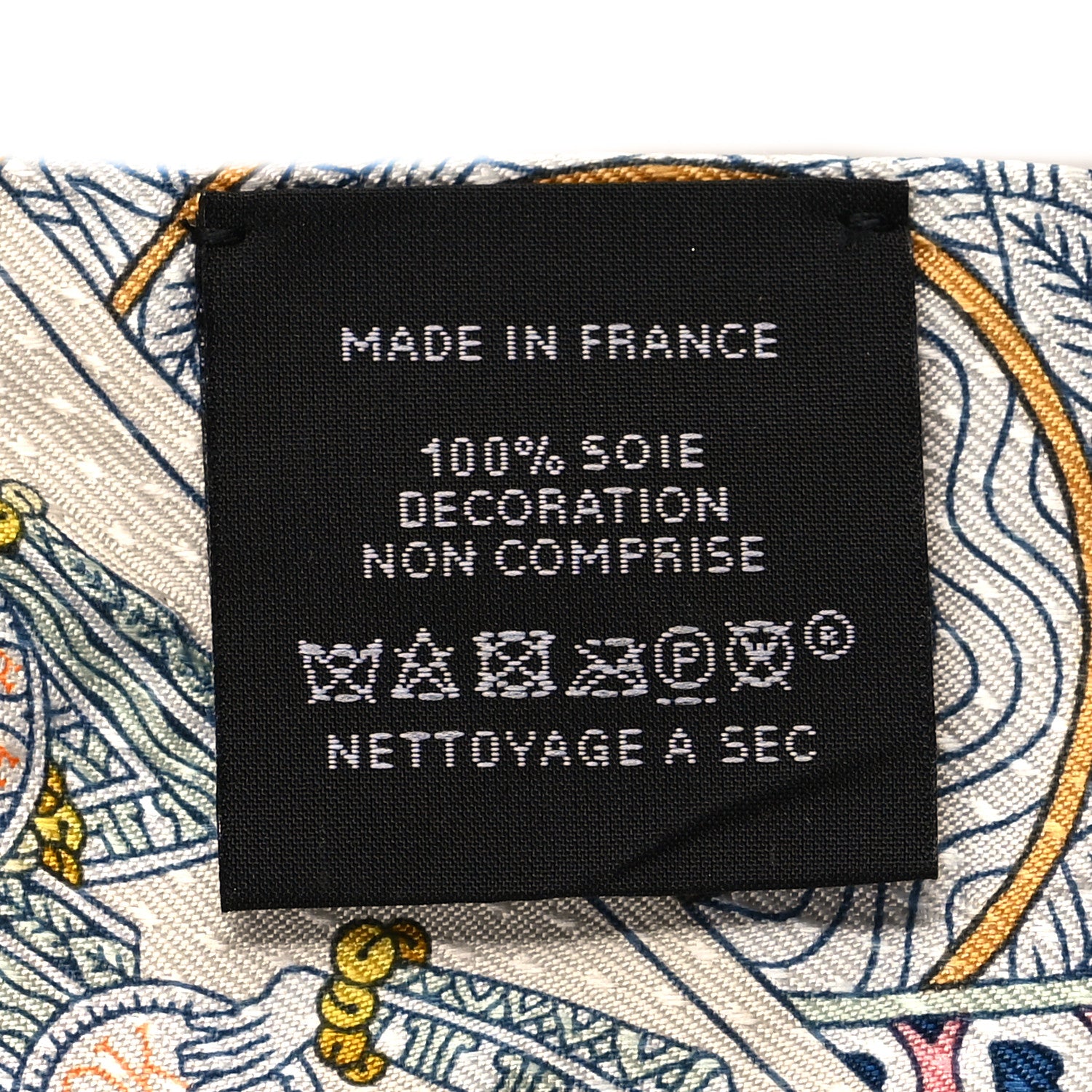 Hermes Silk Dame de Coeur Twilly Black Rouge Or 3 of 4