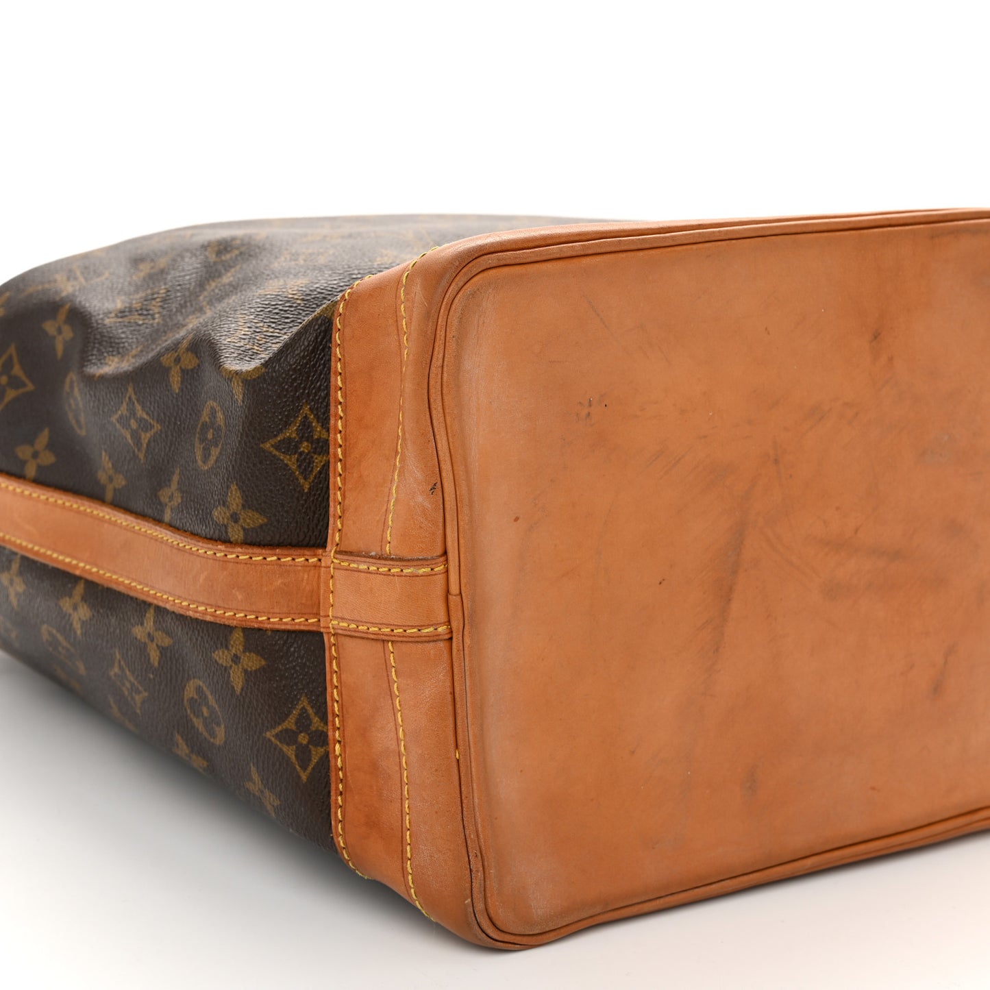 Monogram Noe