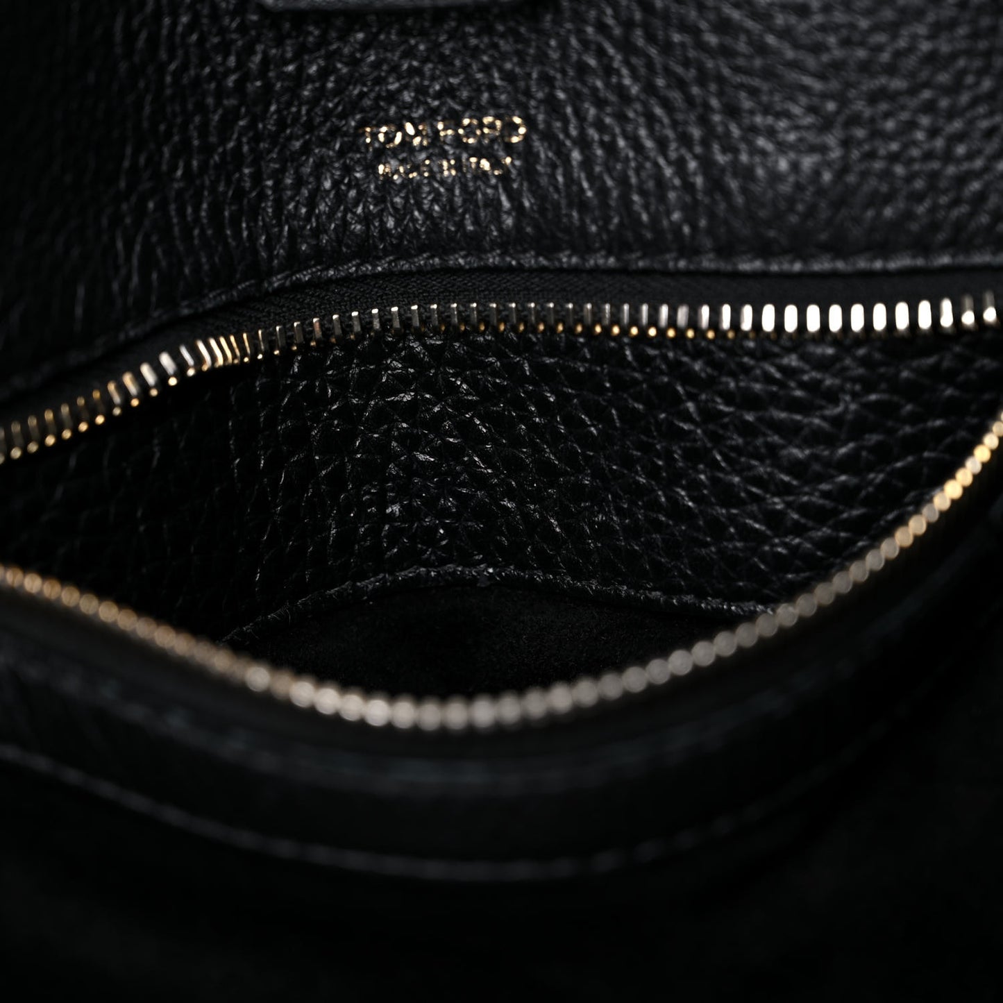 Grained Calfskin Sedgwick Medium Zipper Tote Black