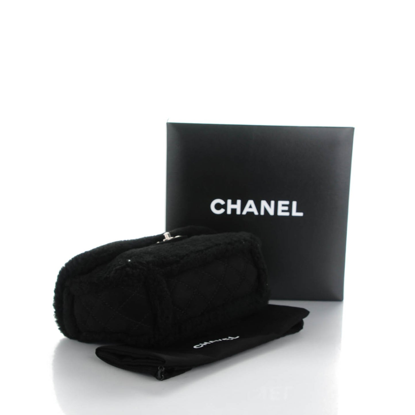 Shearling Lambskin Pearl Flap Black