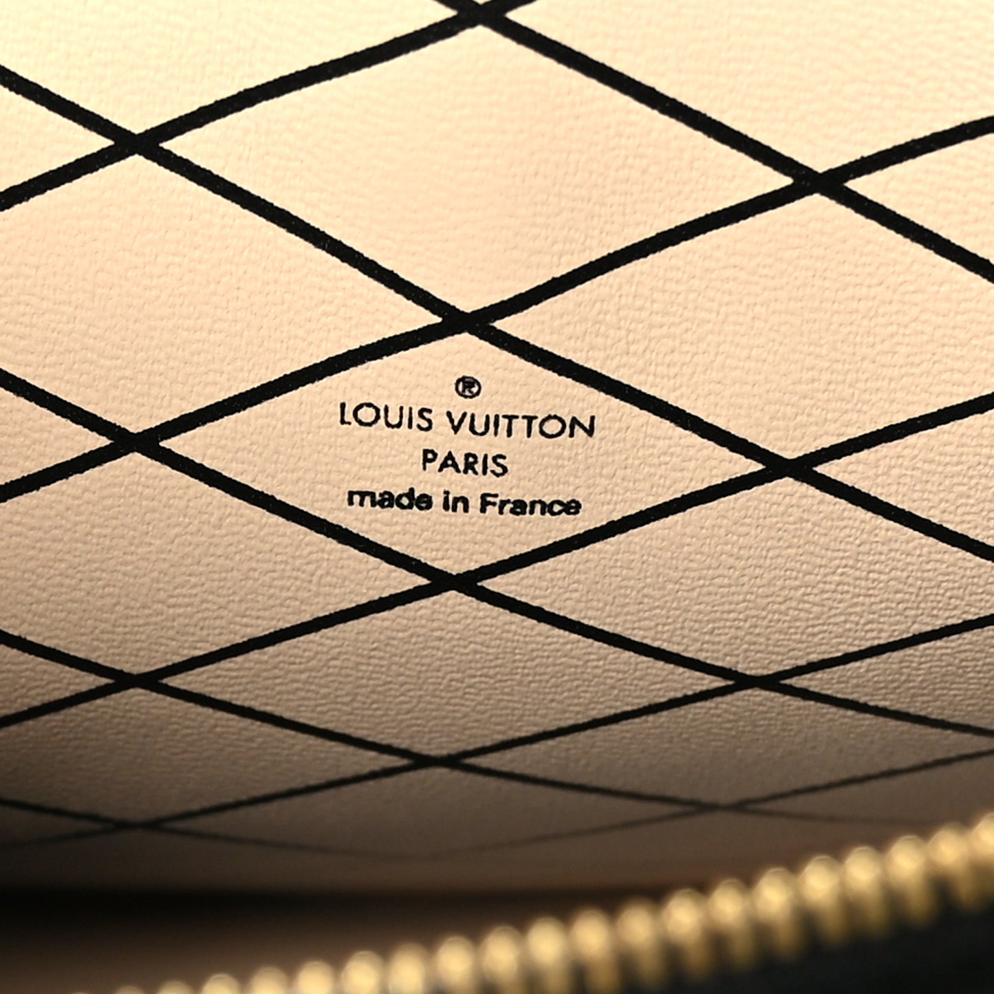 Epi Trunk Clutch Black
