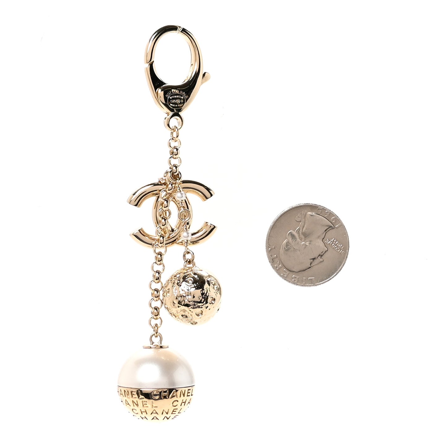 Metal Pearl CC Key Chain Gold