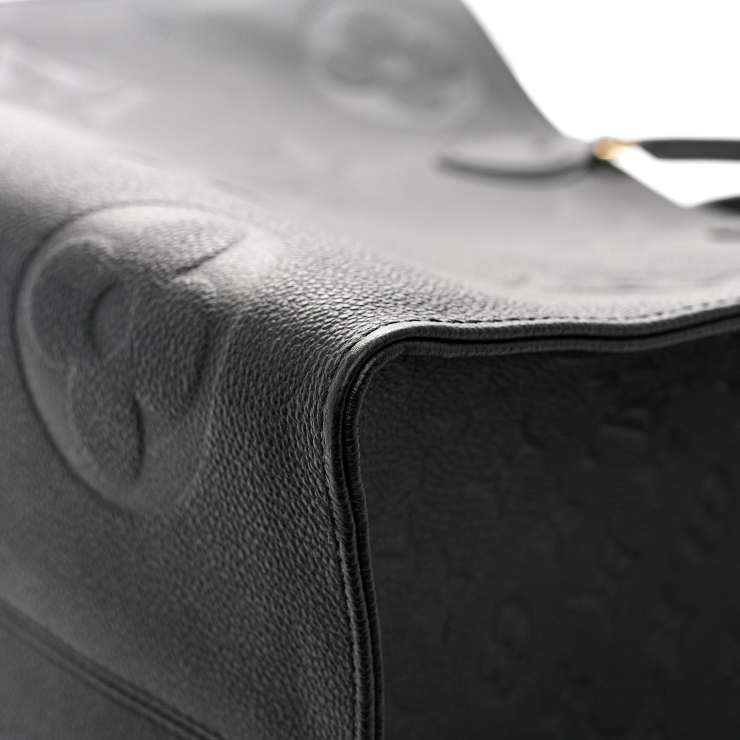 Empreinte Monogram Giant Onthego GM Black