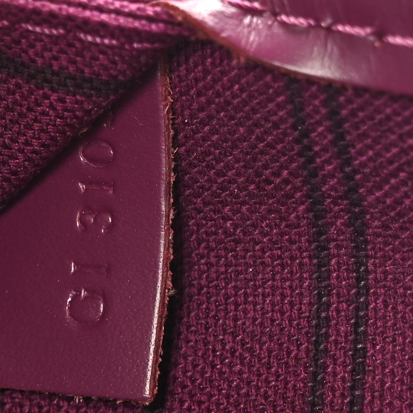 Monogram Totem Neverfull MM Magenta