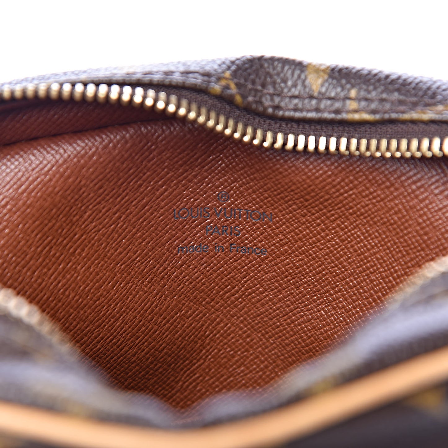 Monogram Amazone