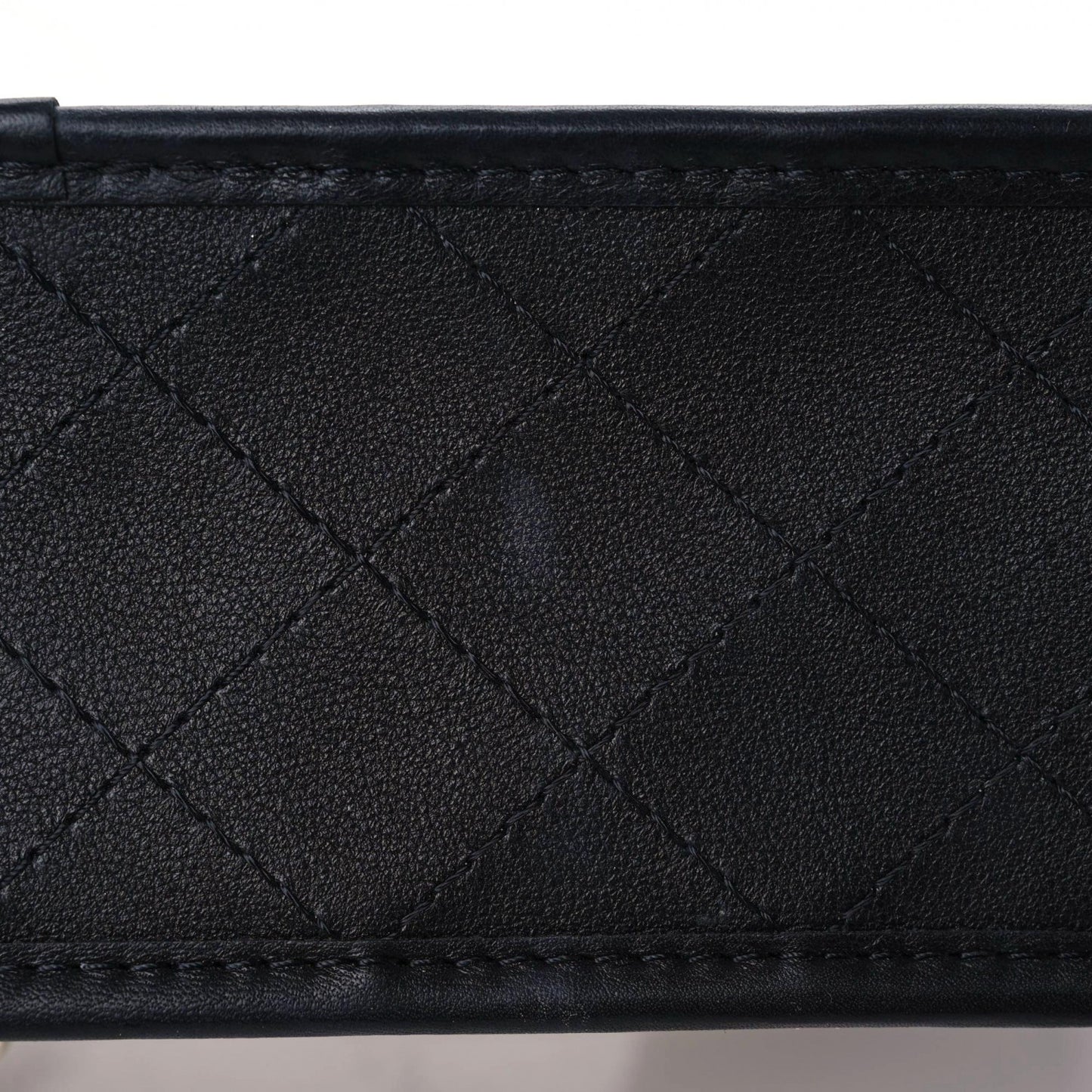 Lambskin PVC Sand By The Sea Flap With Pearl Strap Black