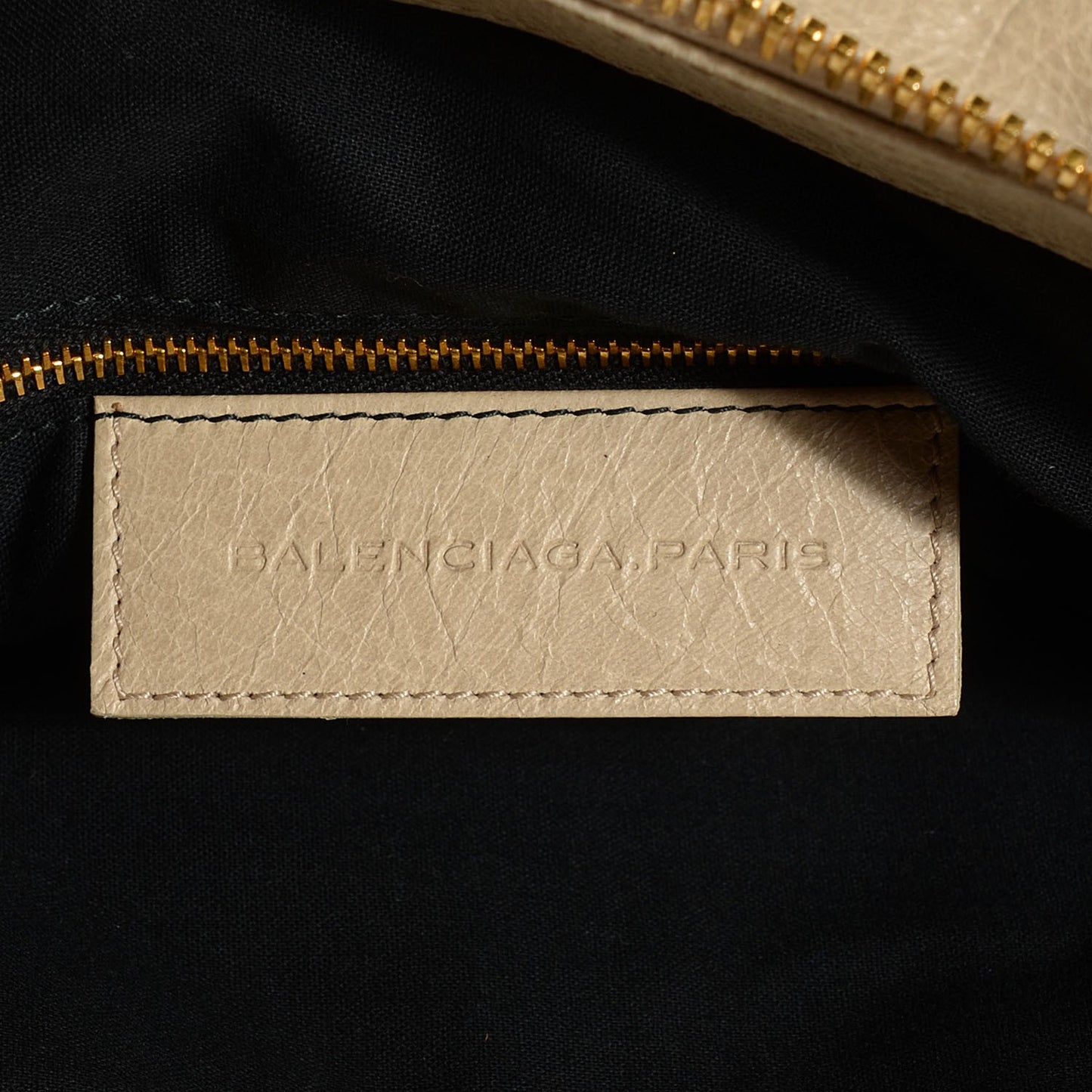 Agneau Giant 21 Gold Hardware Work Praline