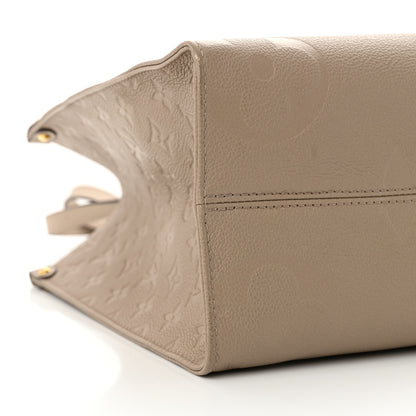 Louis Vuitton Empreinte Monogram Giant Onthego MM  Tourterelle 8 of 10