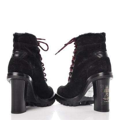 Valentino Garavani Suede Shearling Rockstud Lace-Up Ankle Boots 39.5 Black 6 of 17