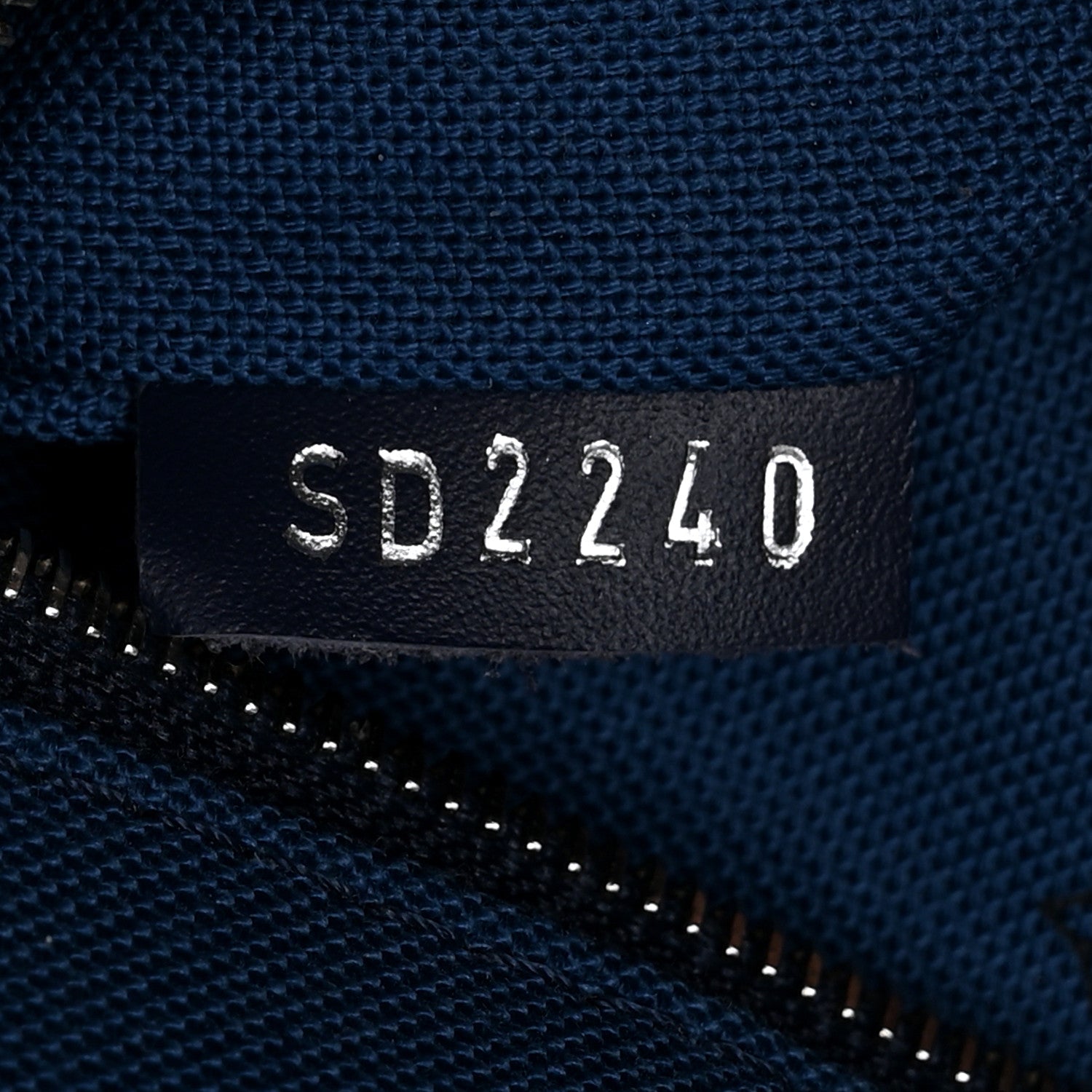 Louis Vuitton Monogram Escale Onthego GM Blue 7 of 11