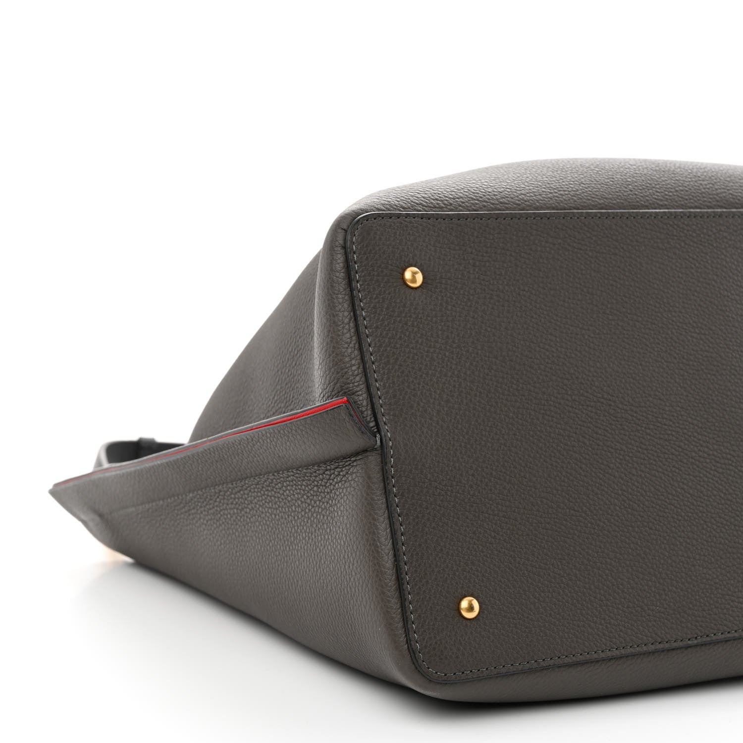 Valentino Garavani Grainy Calfskin Medium VLogo Escape Shopper Black 10 of 11