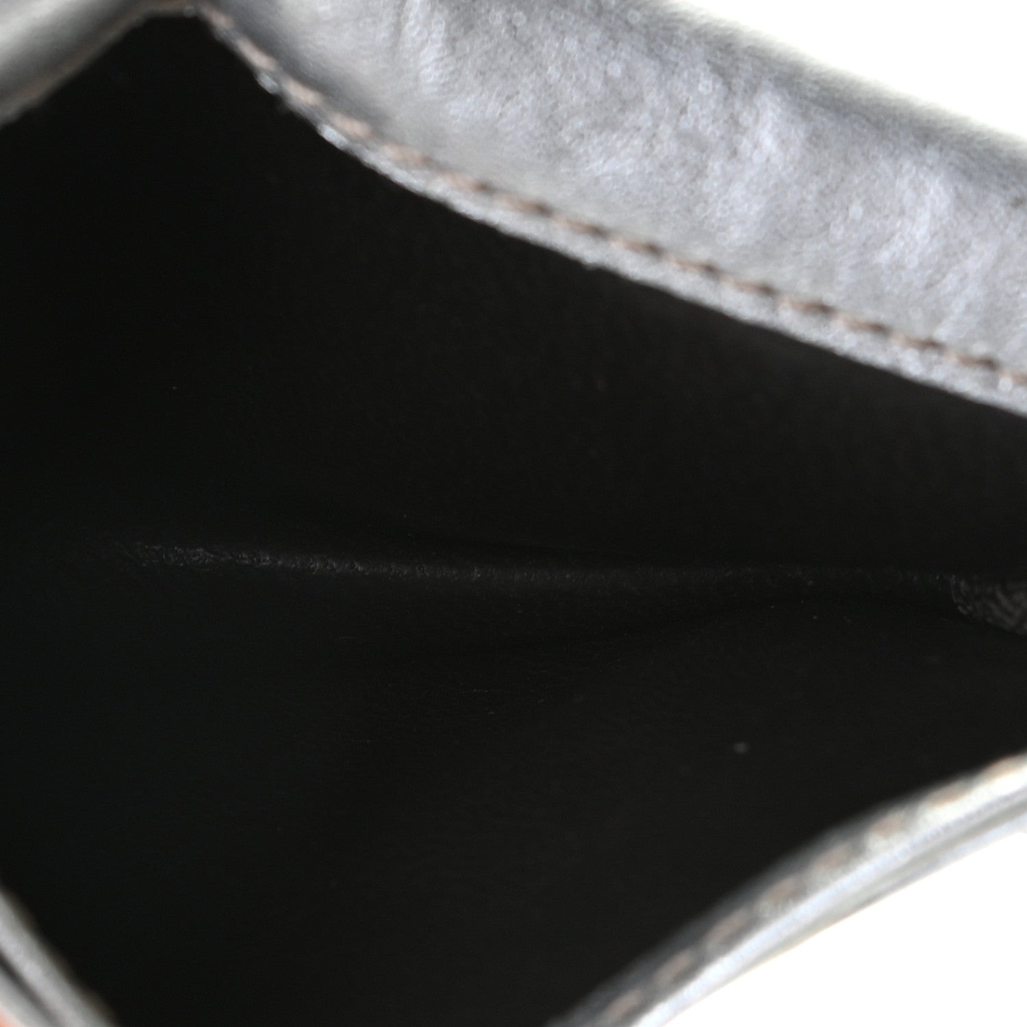Gucci Metallic Guccissima Interlocking G Flap Card Case Silver 5 of 6
