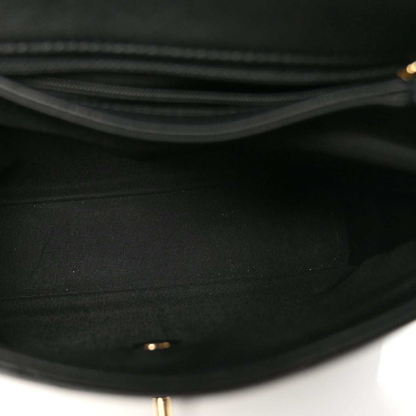 Grained Calfskin Small Chevron Chic Top Handle Flap Black