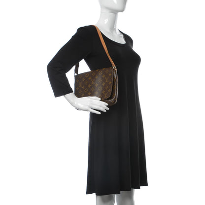 Louis Vuitton Monogram Musette Tango 2 of 9