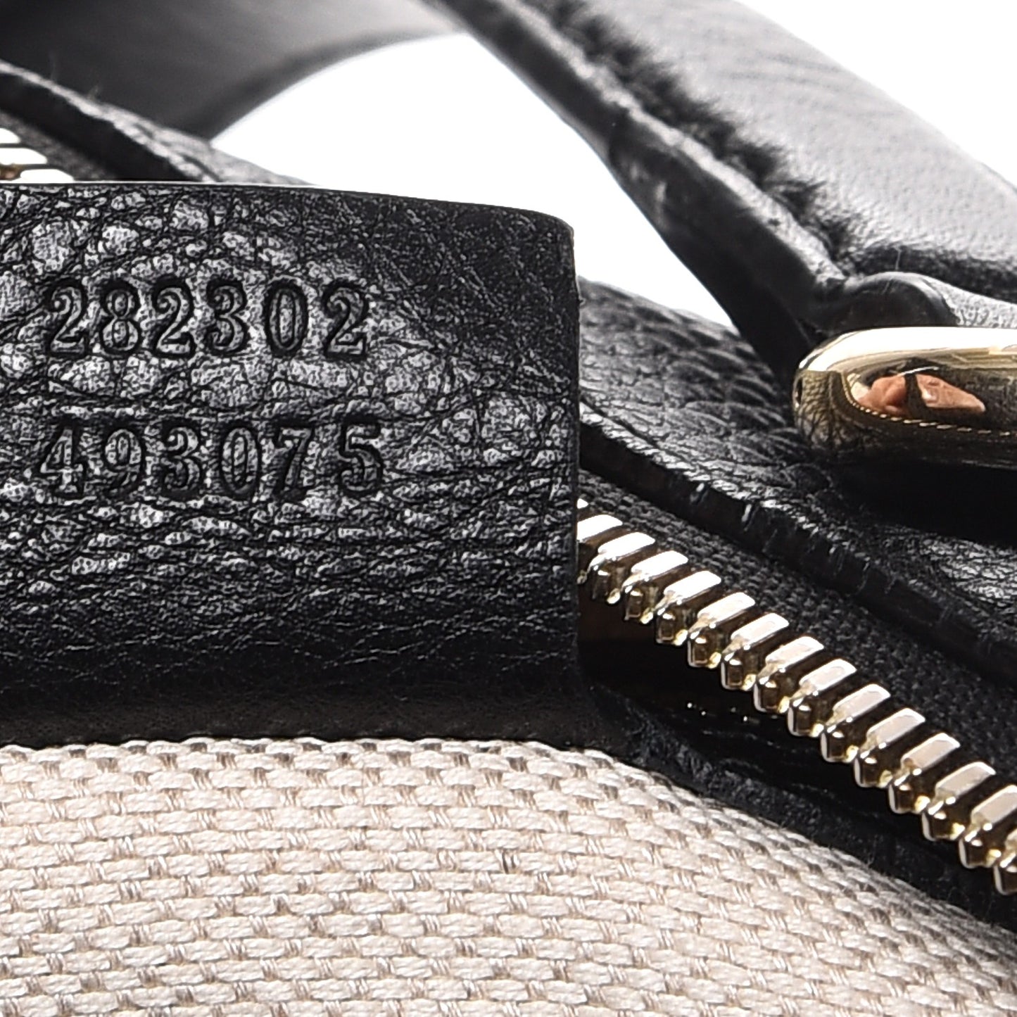 Pebbled Calfskin Medium Soho Boston Black