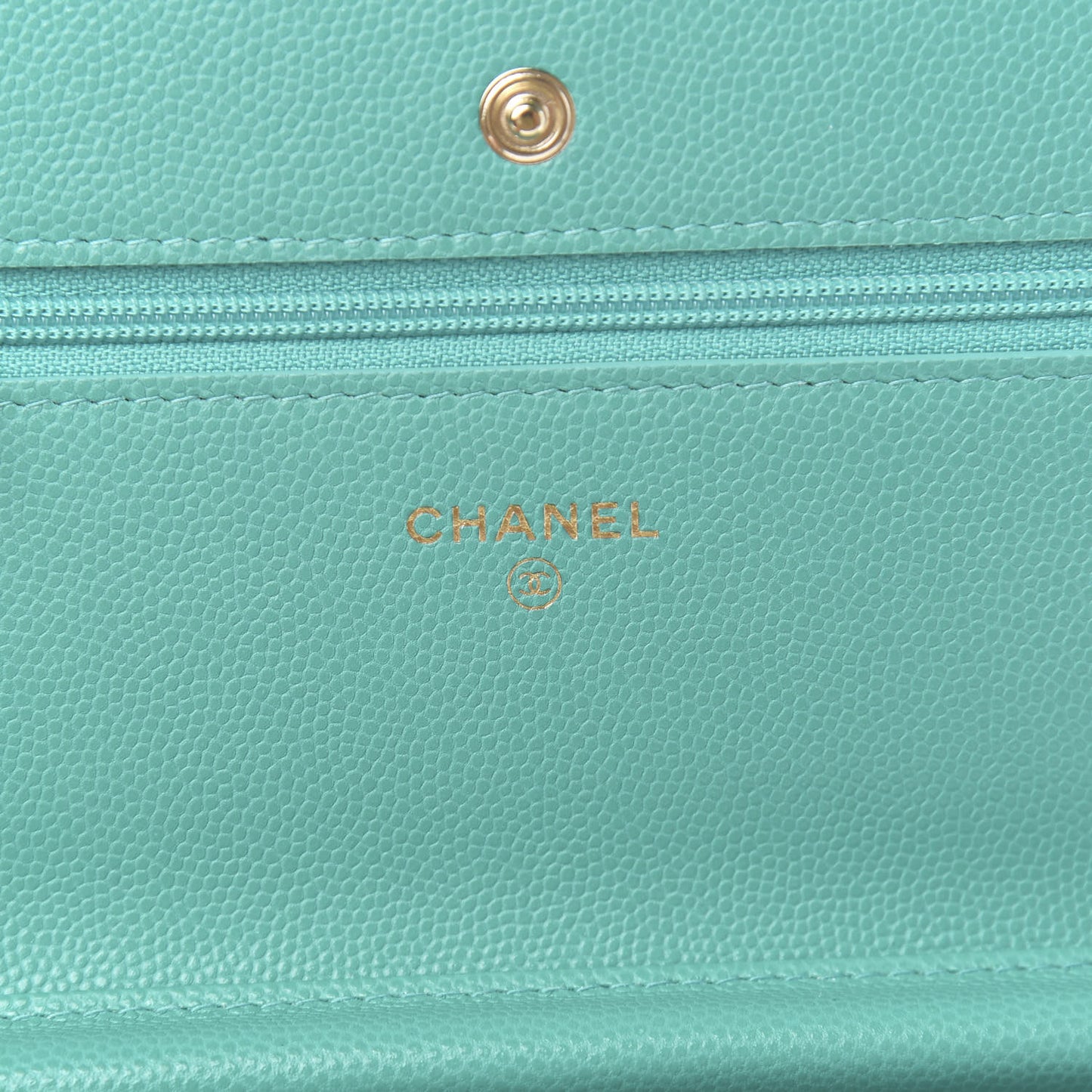 Caviar Quilted Wallet On Chain WOC Turquoise