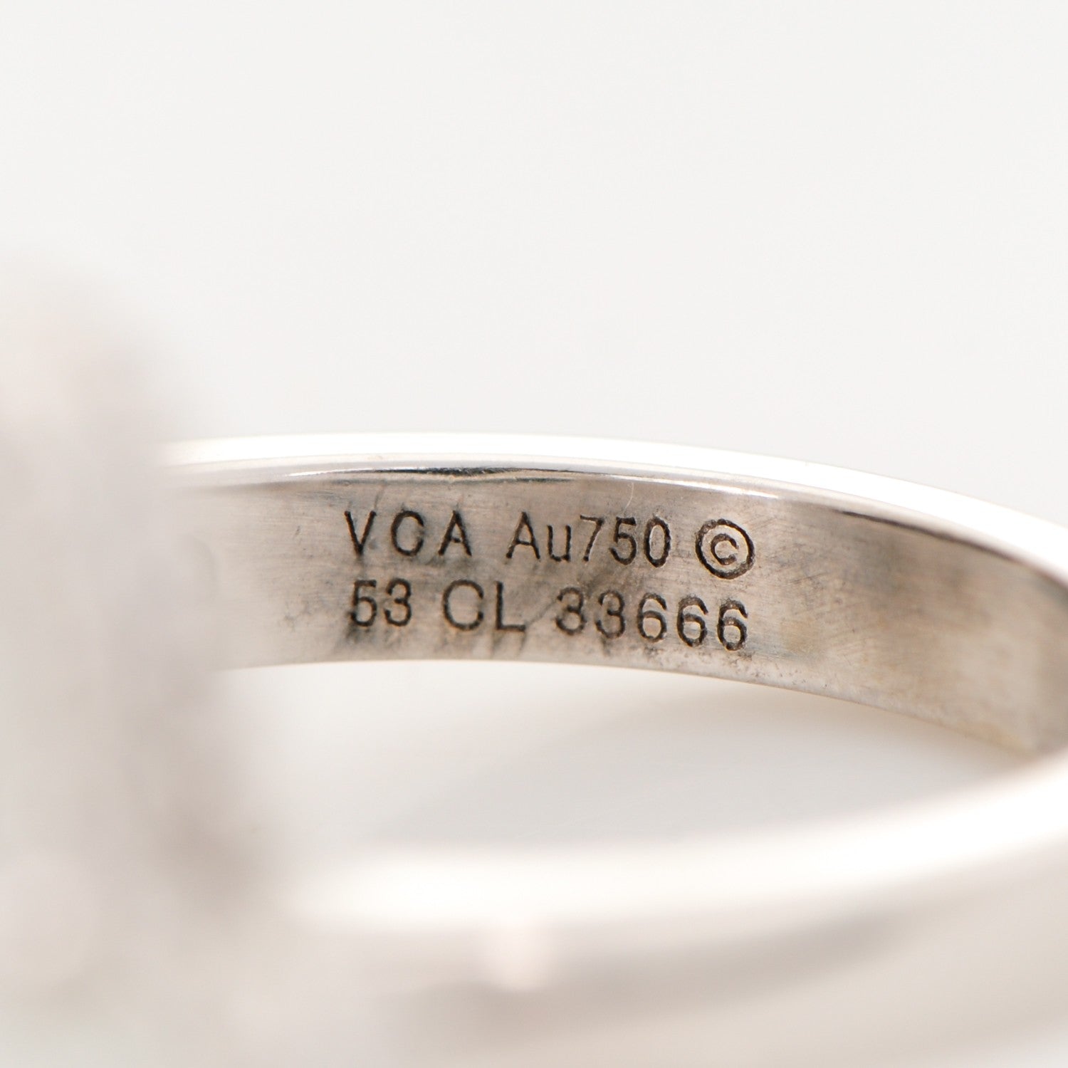 Van Cleef & Arpels 18K White Gold Mother of Pearl Magic Alhambra Between the Finger Ring 53 6.5 5 of 6