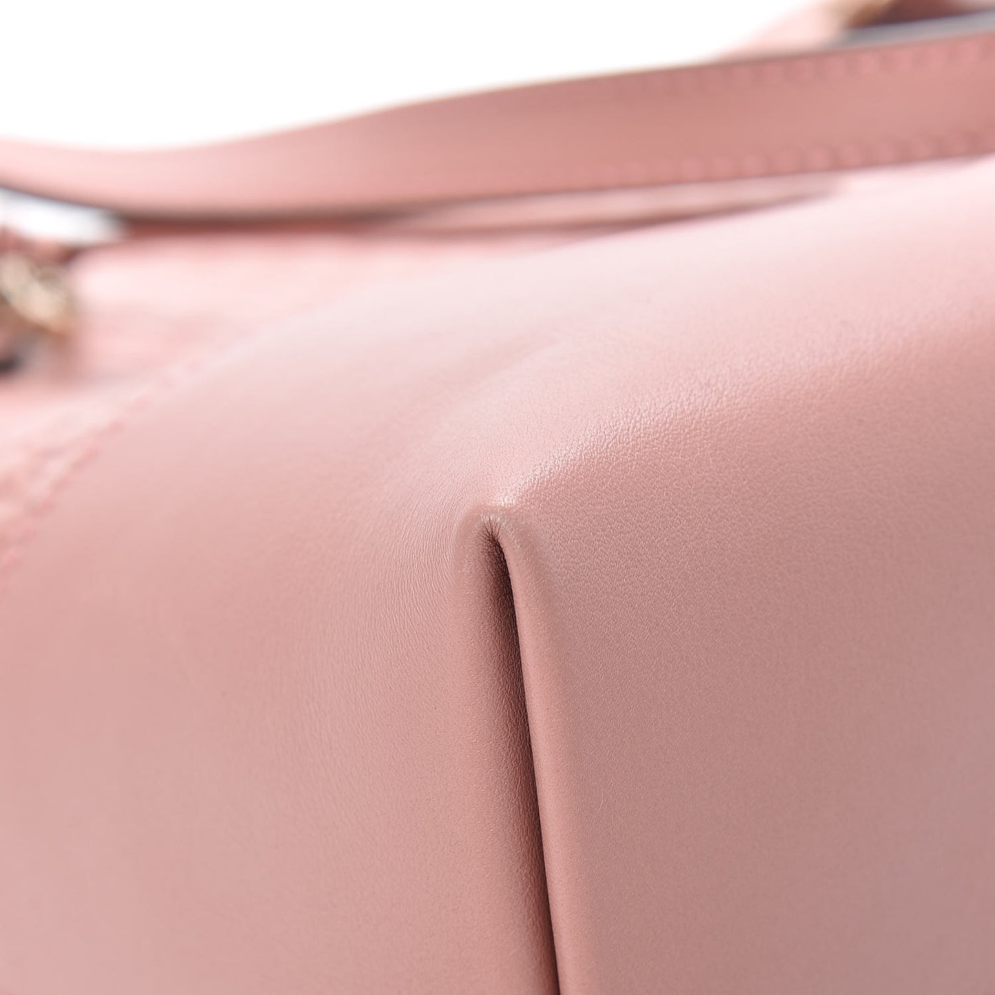 Soft Microguccissima Medium Bree Shoulder Bag Soft Pink