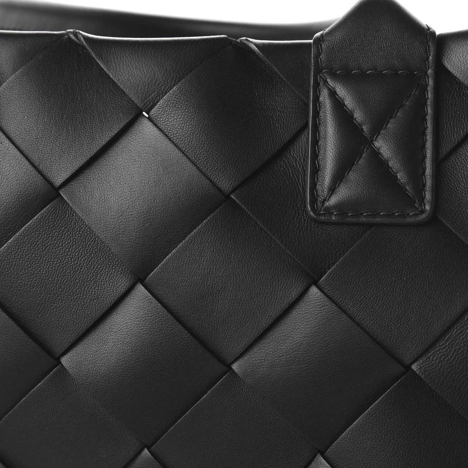 Bottega Veneta Nappa Maxi Cabat 30 Black 9 of 9