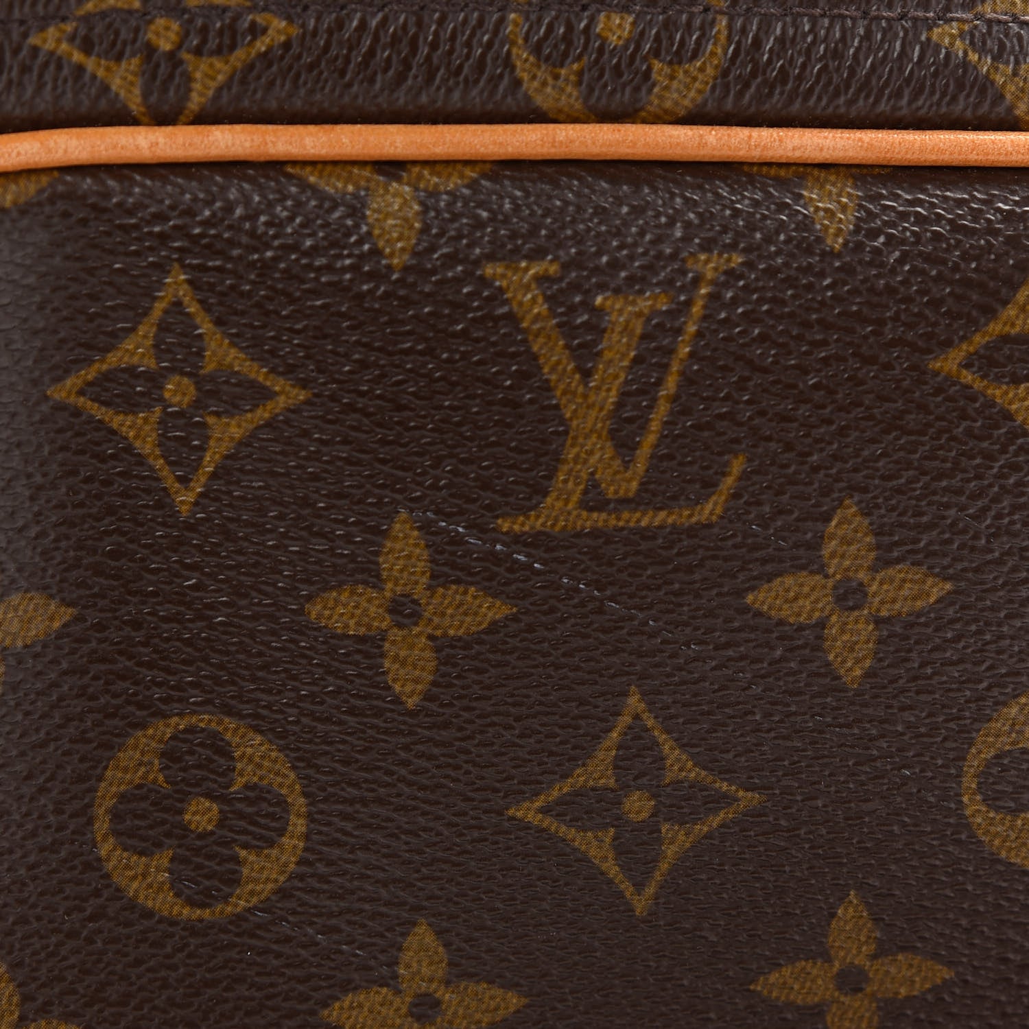 Louis Vuitton Monogram Reporter PM 10 of 10