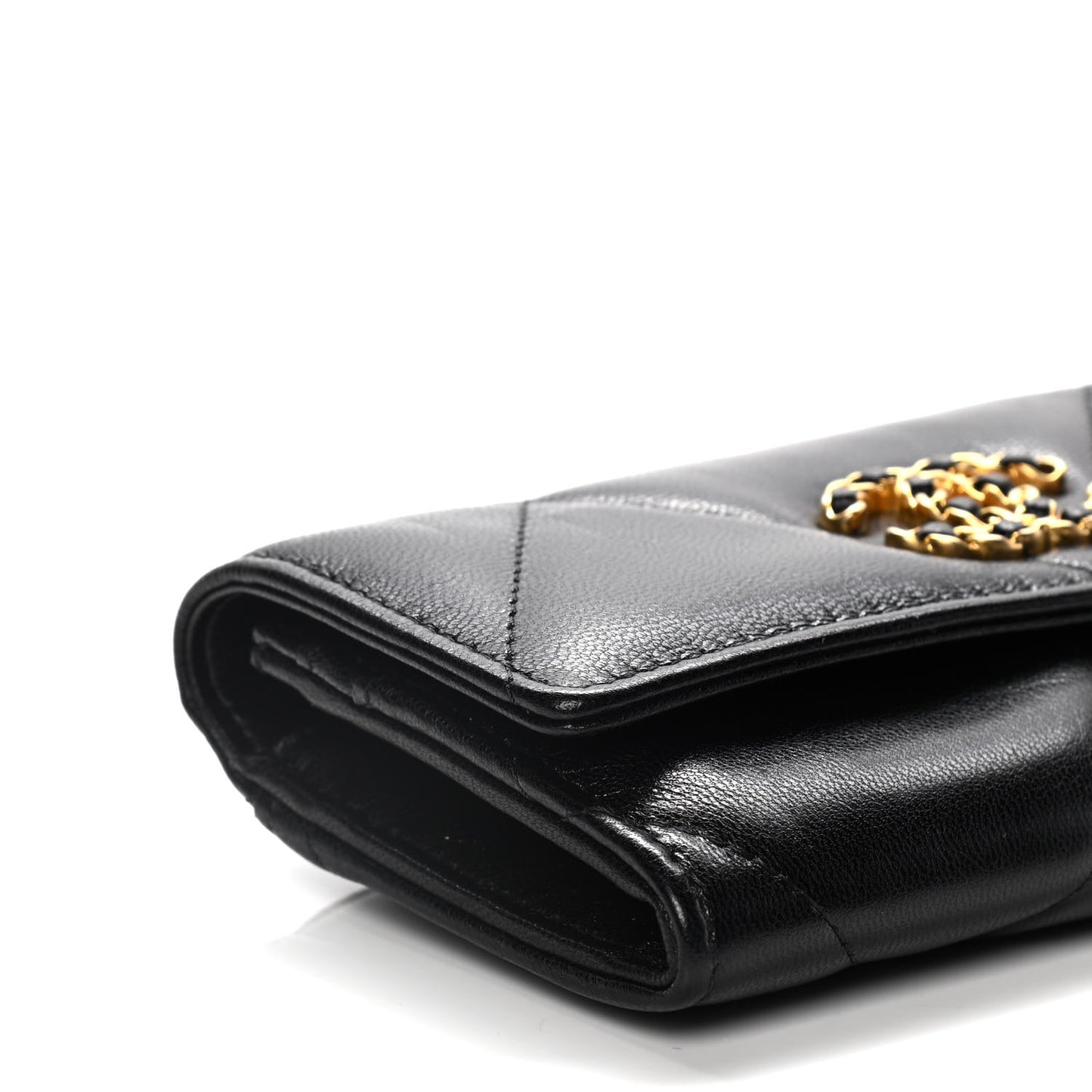 Shiny Goatskin Quilted Chanel 19 Flap Wallet Black