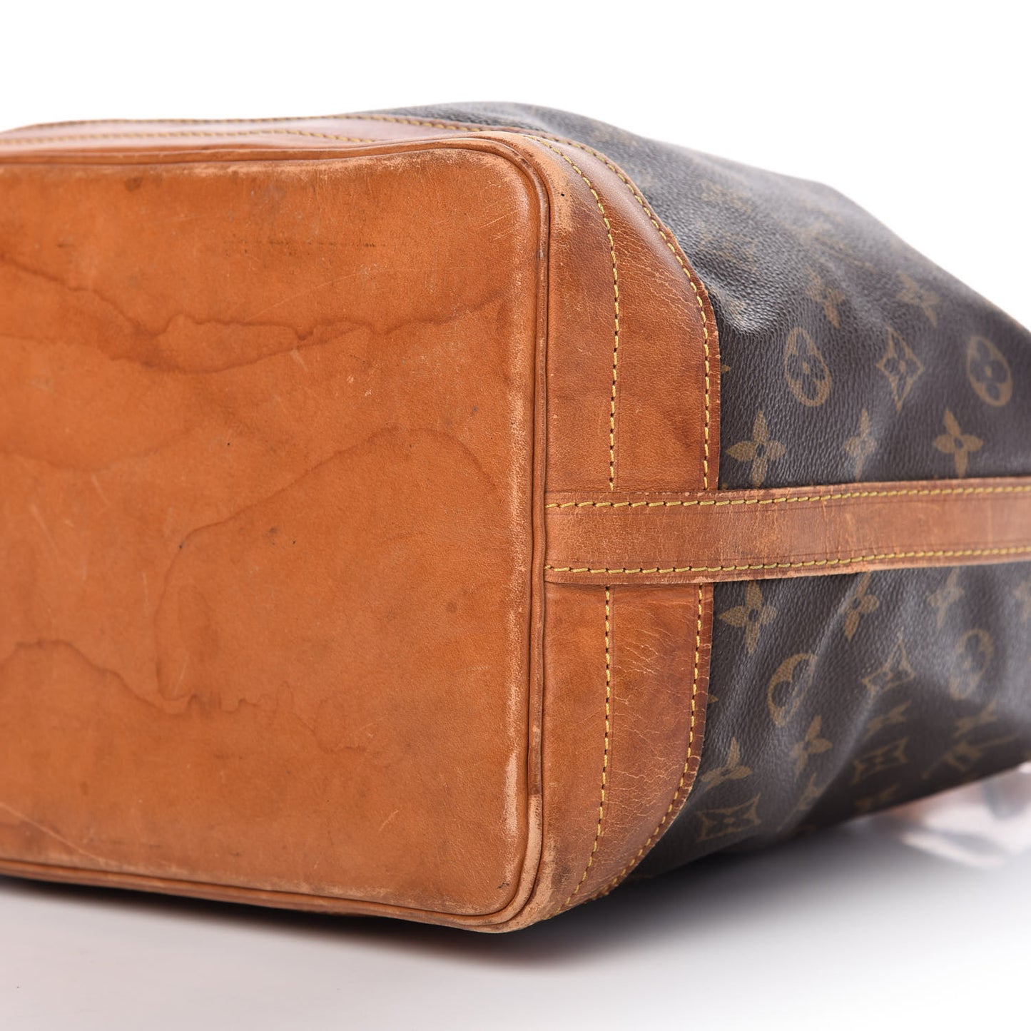 Monogram Noe
