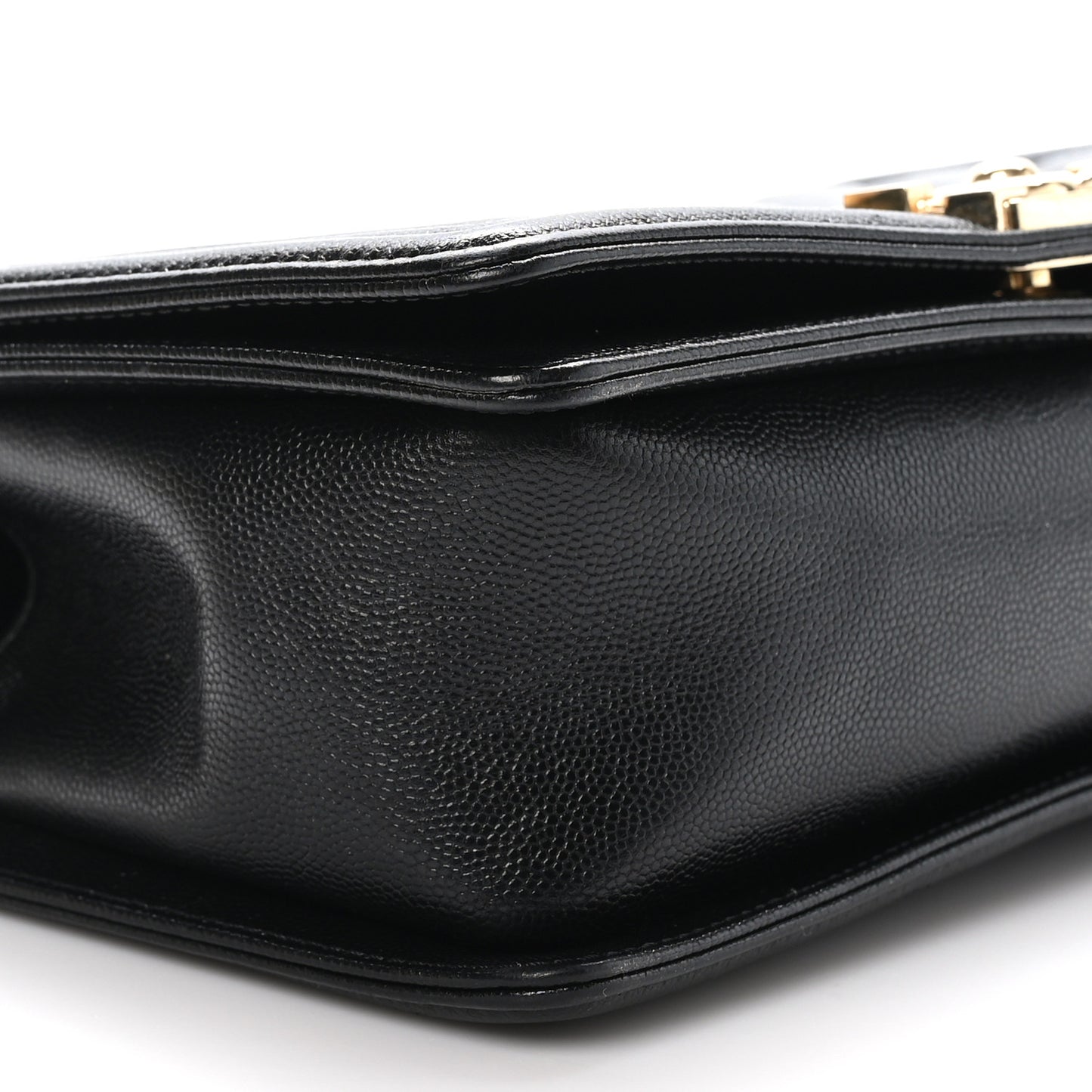 Caviar Chevron Quilted Medium Boy Flap Black