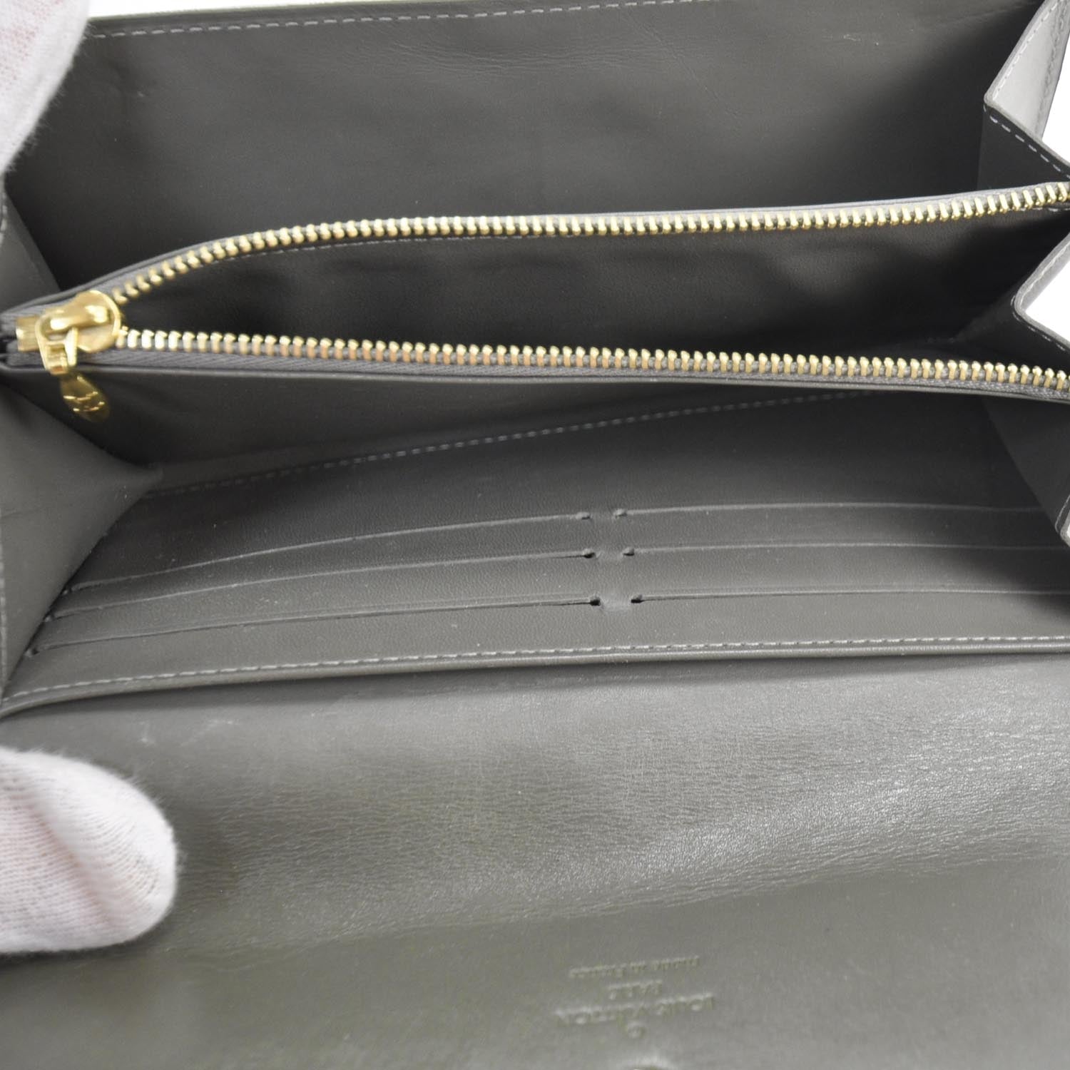 Louis Vuitton Vernis Sarah Wallet Gris Art Deco 4 of 6