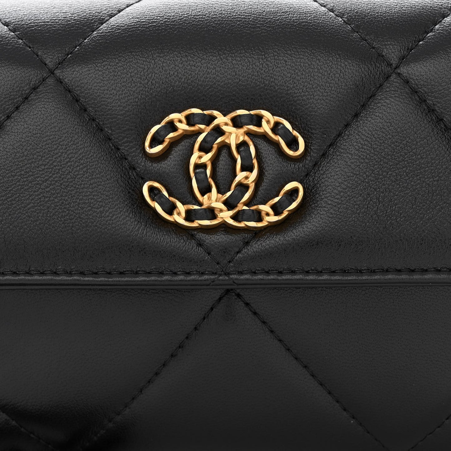 Lambskin Quilted Chanel 19 Flap Clutch Black