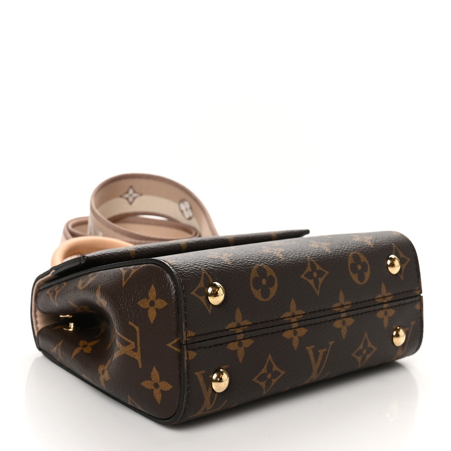 Louis Vuitton Monogram Mini Cluny 4 of 9