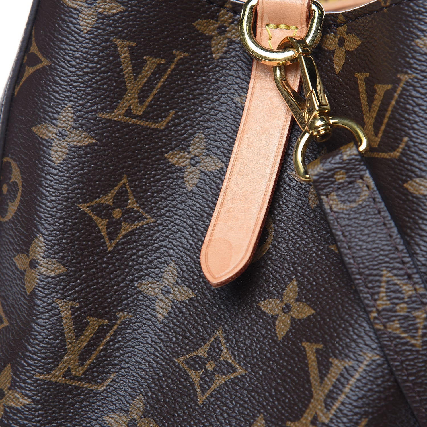 Louis Vuitton Monogram Montaigne GM 14 of 15