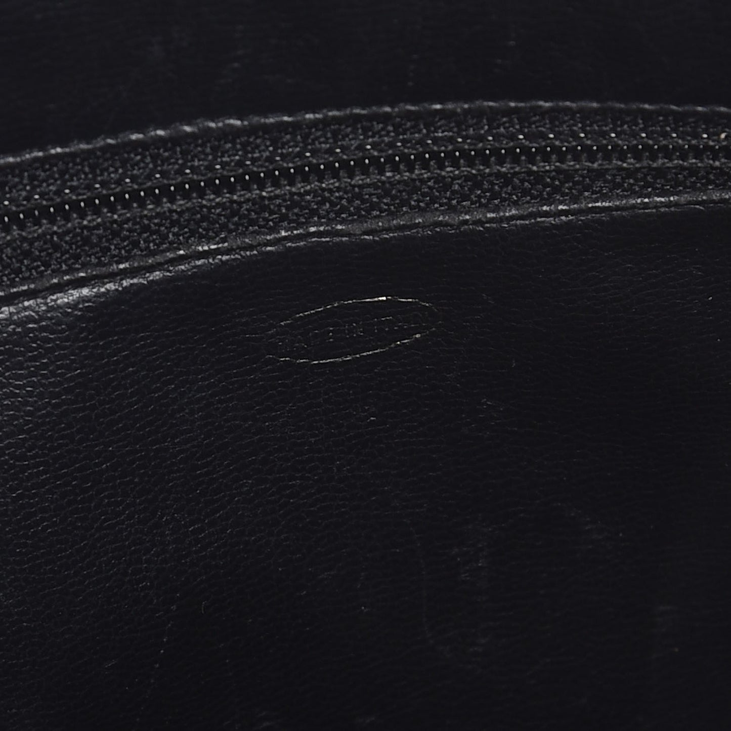 Caviar CC Shoulder Bag Black