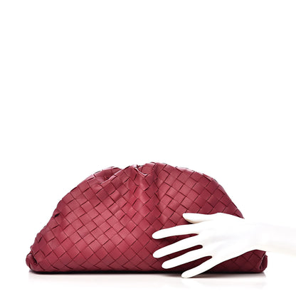 Bottega Veneta Nappa Maxi Intrecciato The Pouch Oversized Clutch Amaranto 2 of 8