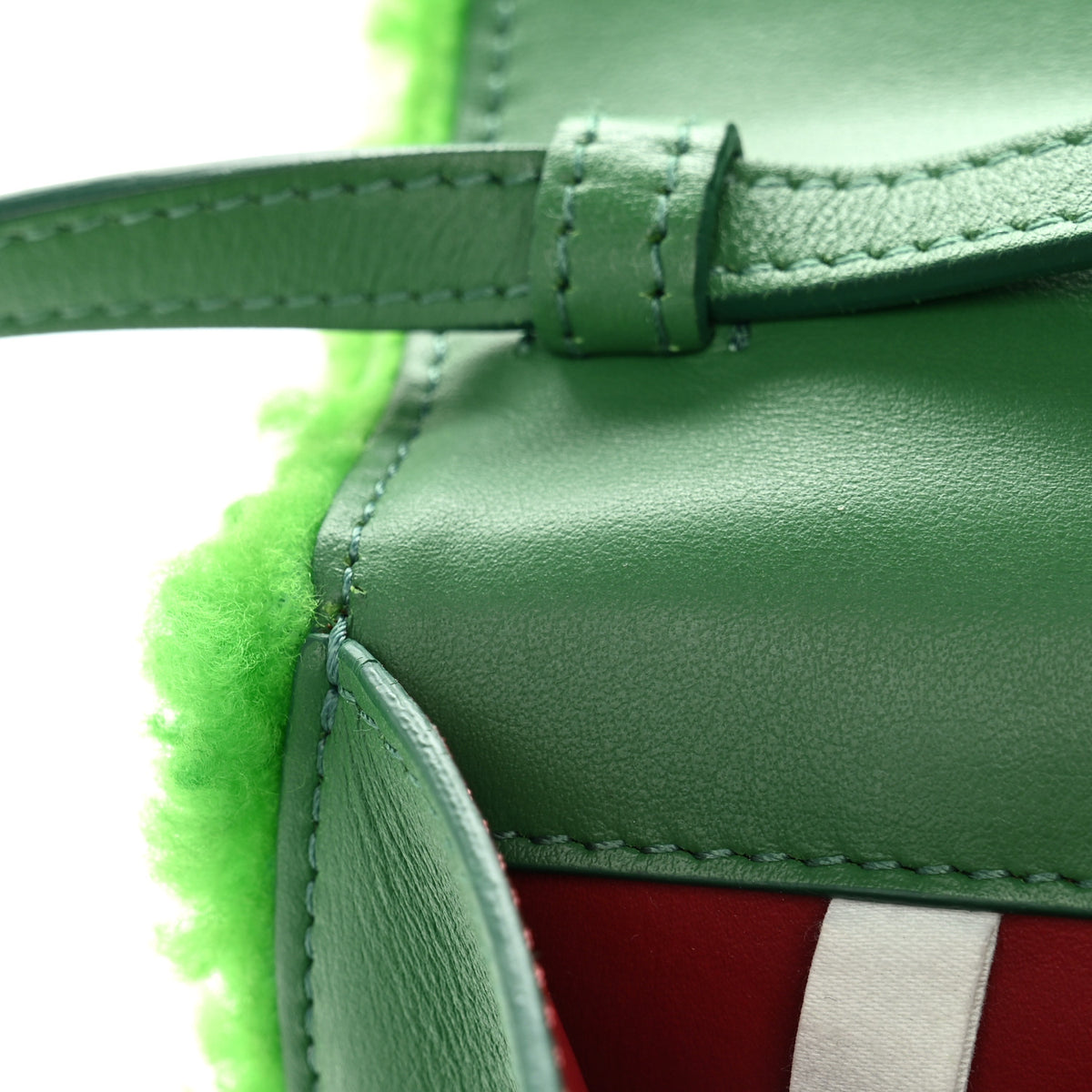 Shearling Calfskin Jitney 2.8 Bag Green