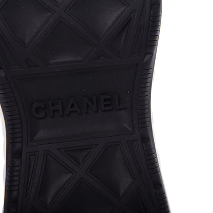 Chanel Velvet Calfskin Mixed Fibers CC Sneakers 38 White Black 9 of 11
