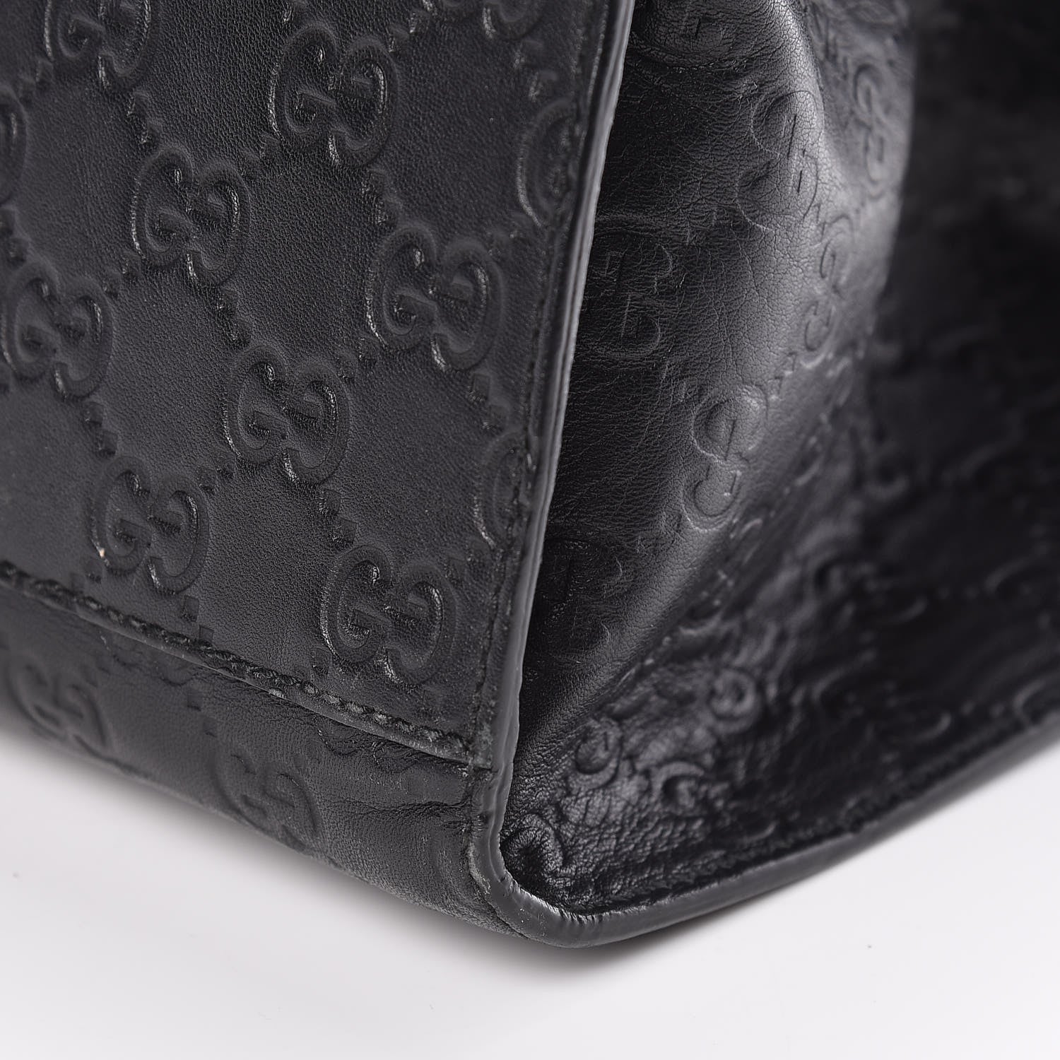 Gucci Guccissima Large Emily Chain Shoulder Bag Black 16 of 17