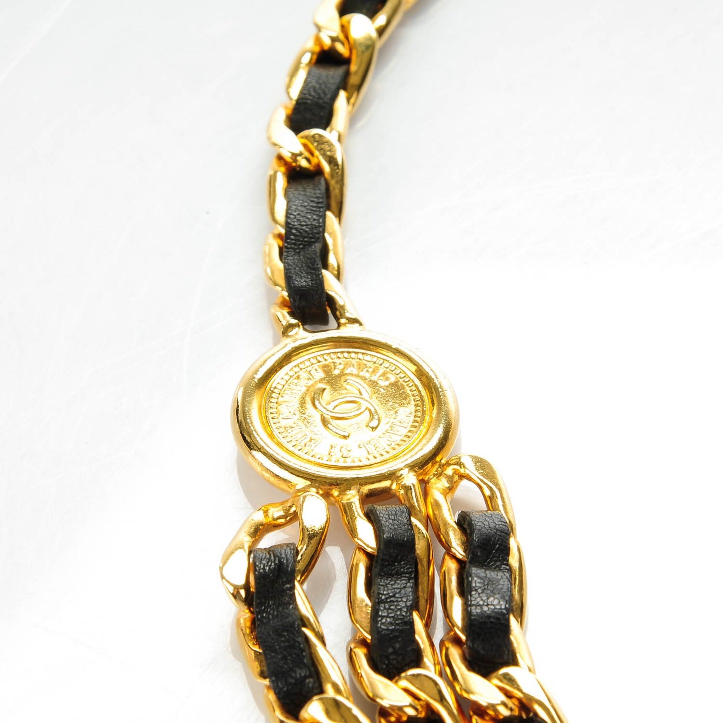 Lambskin Chain CC Medallion Belt Black Gold
